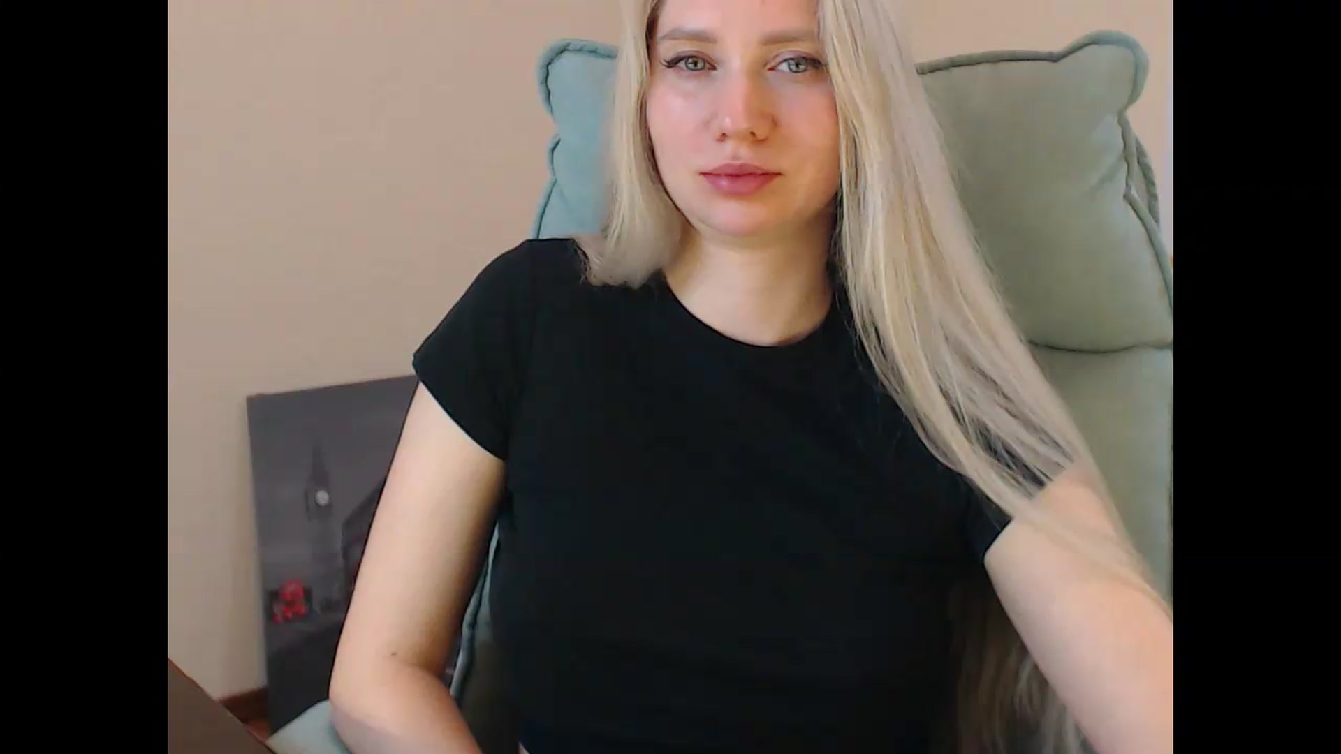 Gallery image thumbnail from Miss_Sylvia's myfreecams stream on, 06/08/2026, 17:51 image 11 of 20