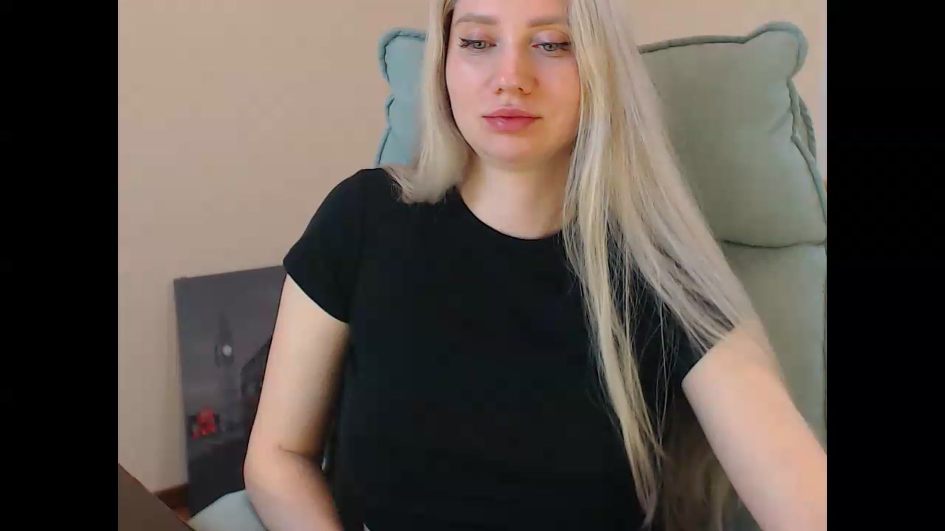 Gallery image thumbnail from Miss_Sylvia's myfreecams stream on, 06/08/2026, 17:51 image 13 of 20