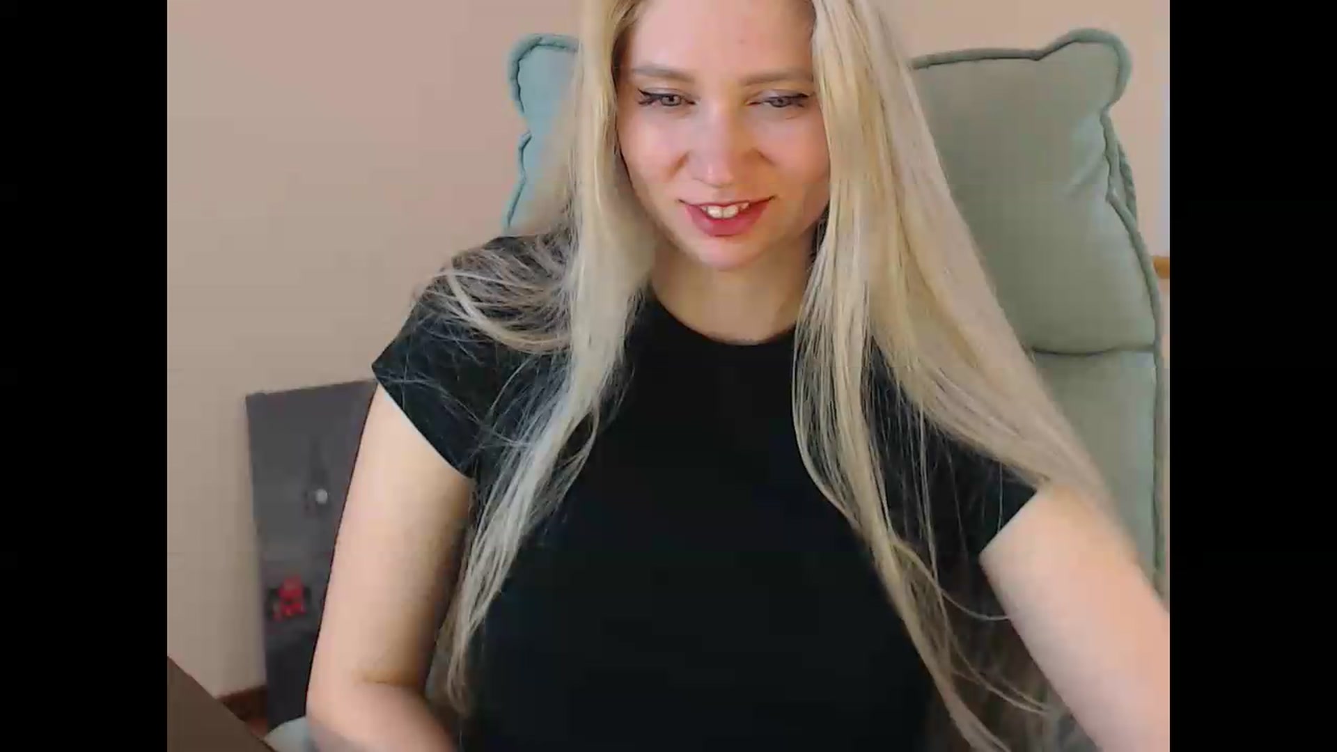 Gallery image thumbnail from Miss_Sylvia's myfreecams stream on, 06/08/2026, 17:51 image 5 of 20
