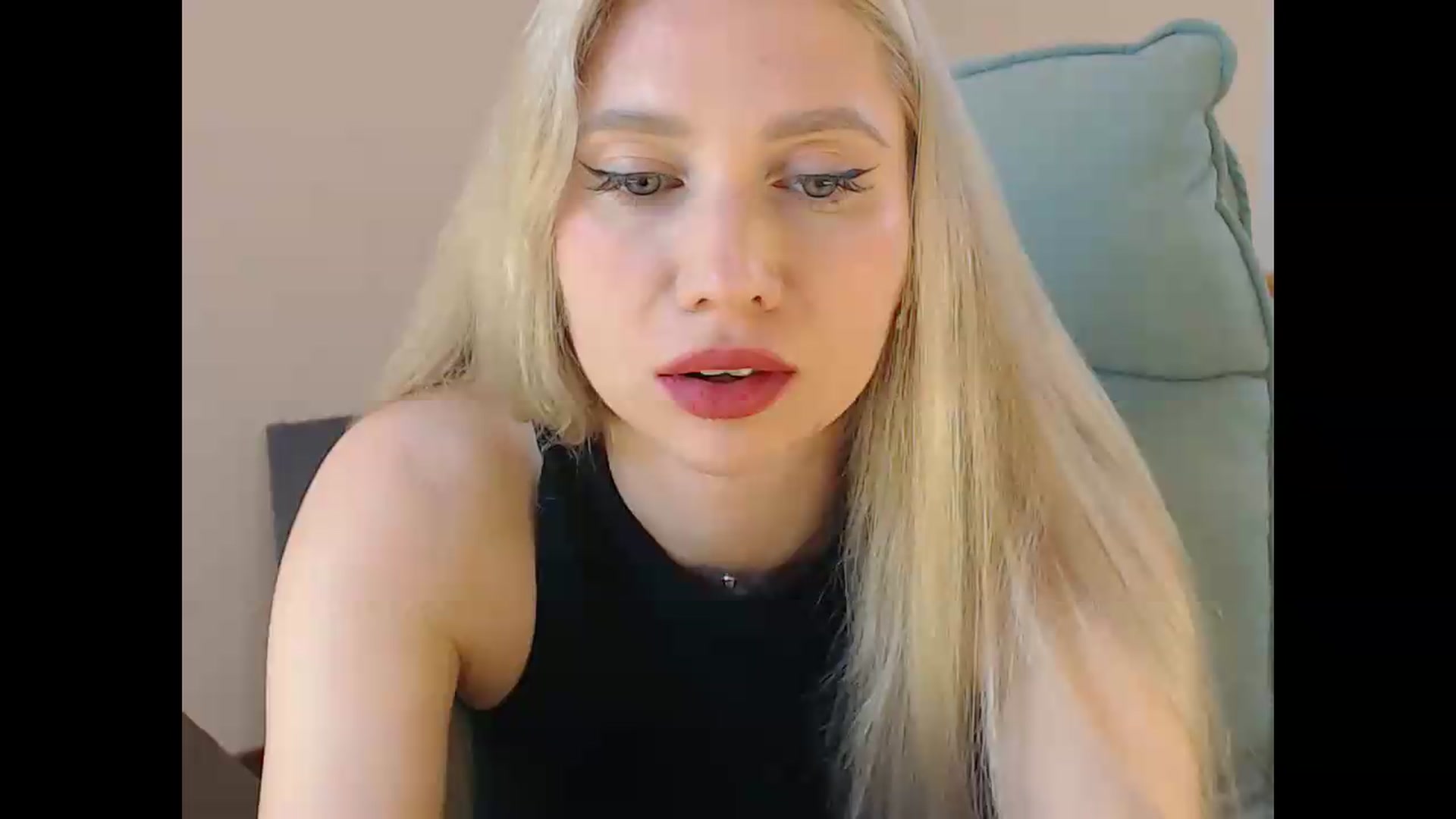 Gallery image thumbnail from Miss_Sylvia's myfreecams stream on, 06/10/2026, 18:17 image 18 of 20