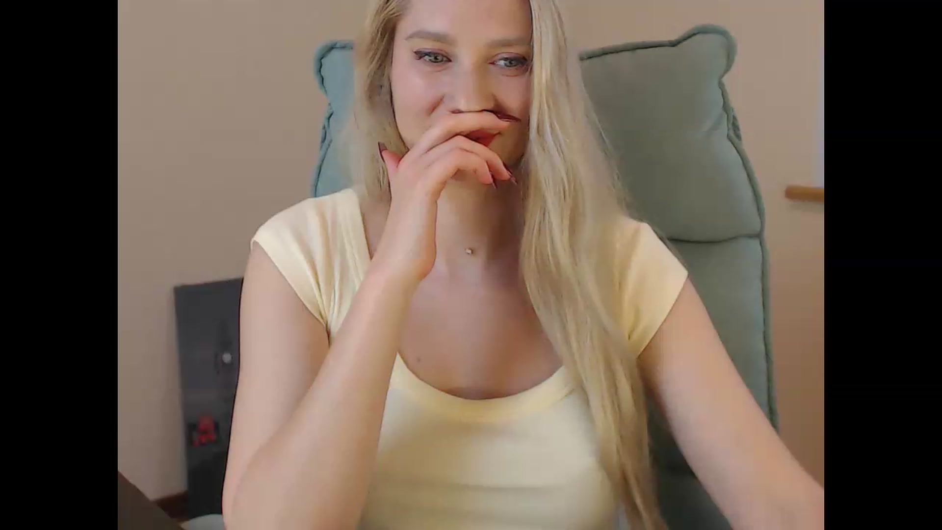 Gallery image thumbnail from Miss_Sylvia's myfreecams stream on, 06/12/2026, 17:35 image 6 of 20
