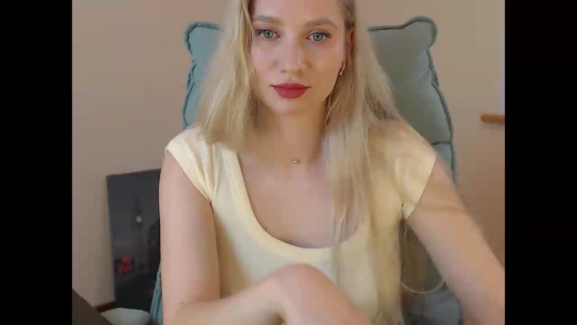 Gallery image thumbnail from Miss_Sylvia's myfreecams stream on, 06/12/2026, 17:35 image 14 of 20