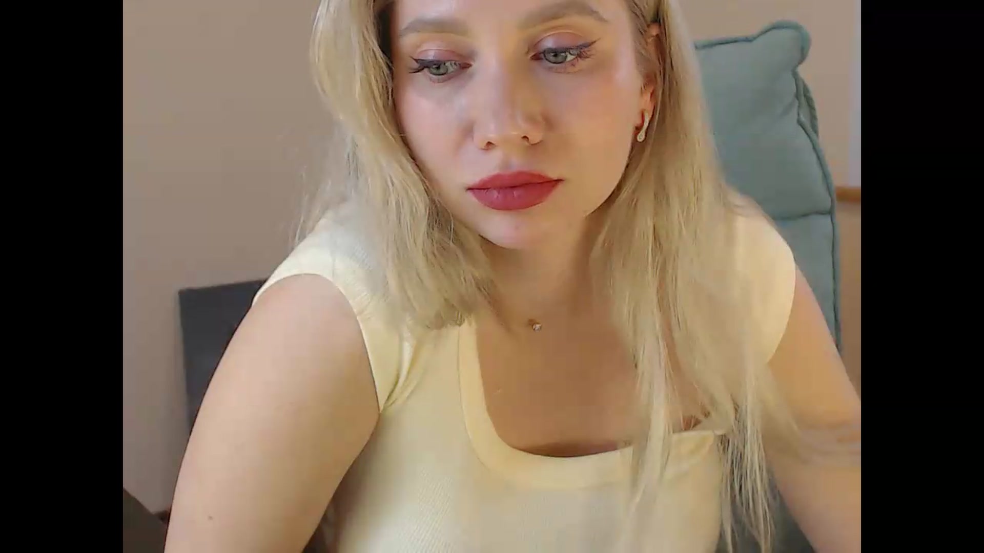 Gallery image thumbnail from Miss_Sylvia's myfreecams stream on, 06/12/2026, 18:04 image 4 of 20