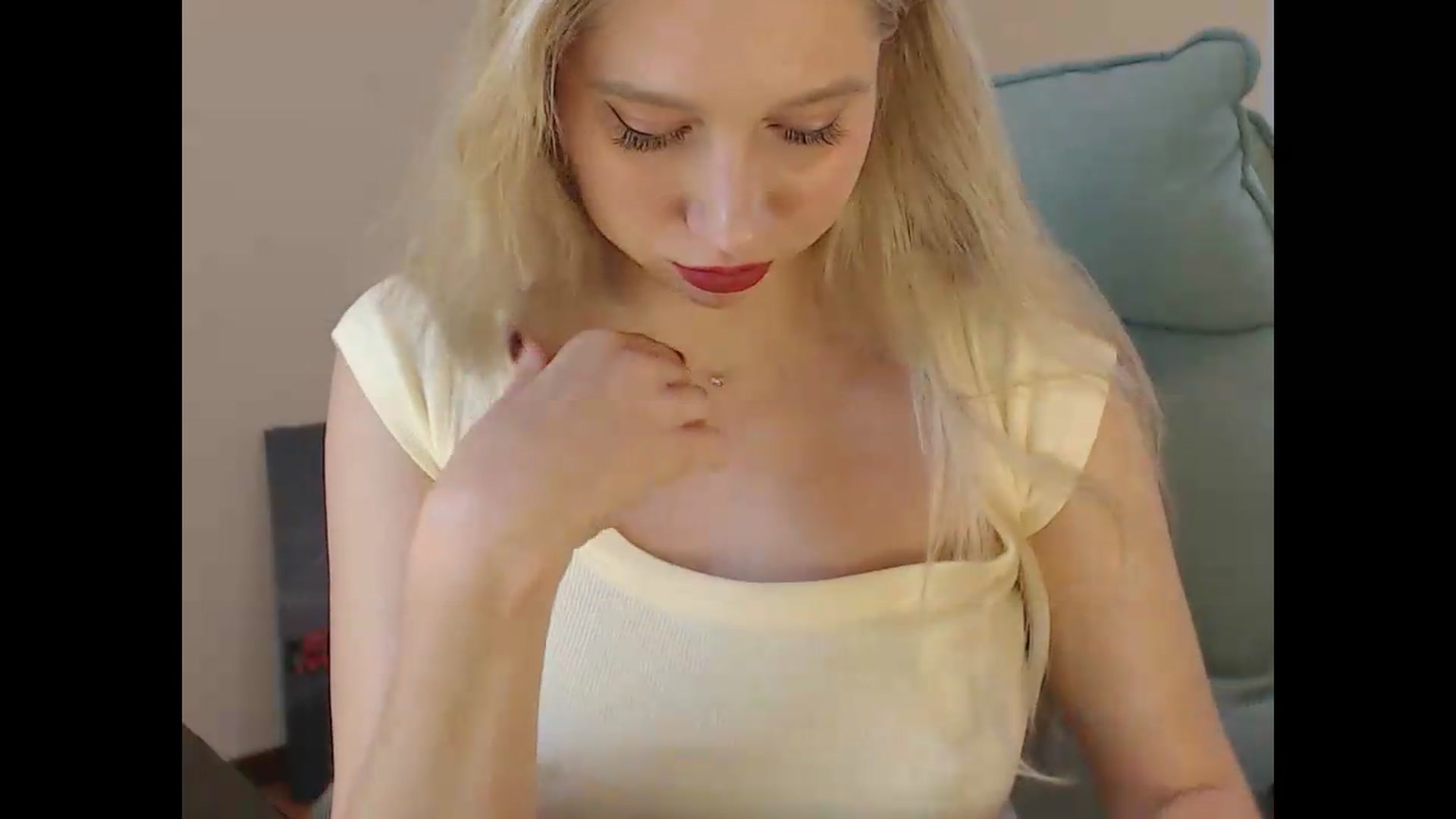 Gallery image thumbnail from Miss_Sylvia's myfreecams stream on, 06/12/2026, 18:04 image 2 of 20