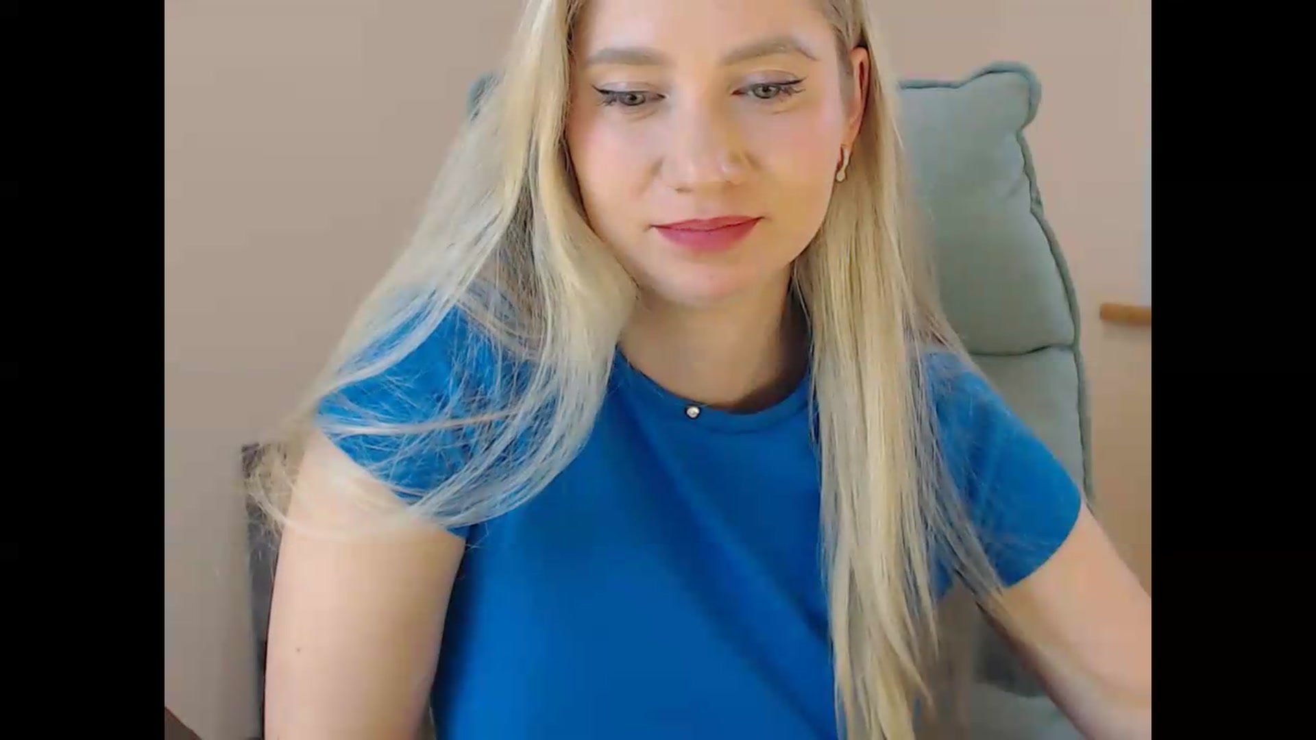 Gallery image thumbnail from Miss_Sylvia's myfreecams stream on, 06/15/2026, 18:52 image 10 of 20