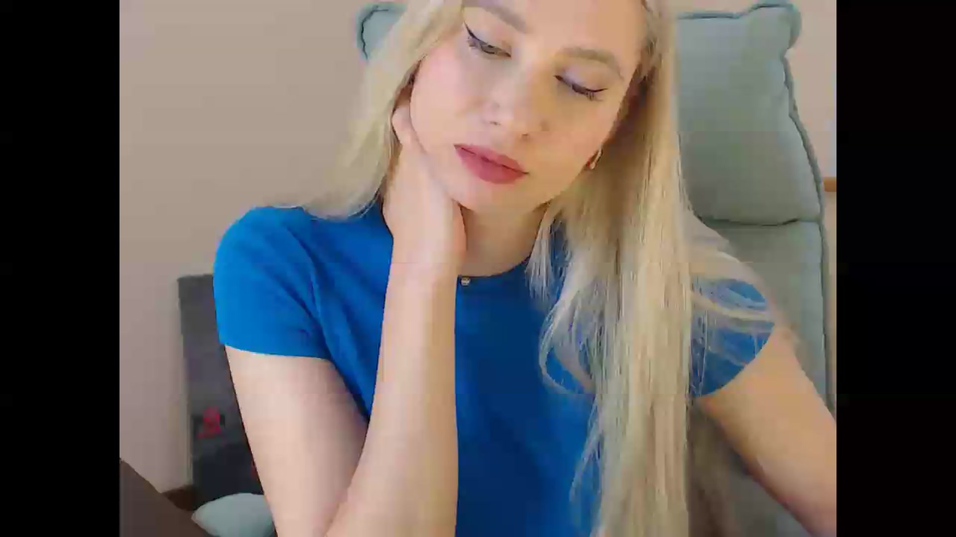 Gallery image thumbnail from Miss_Sylvia's myfreecams stream on, 06/15/2026, 19:24 image 13 of 20