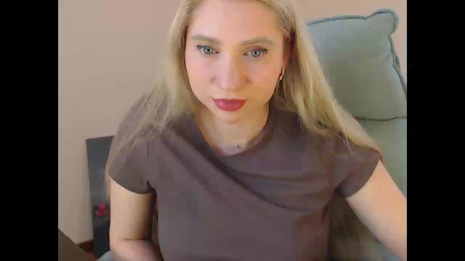 Gallery image thumbnail from Miss_Sylvia's myfreecams stream on, 06/16/2026, 18:22 image 2 of 20