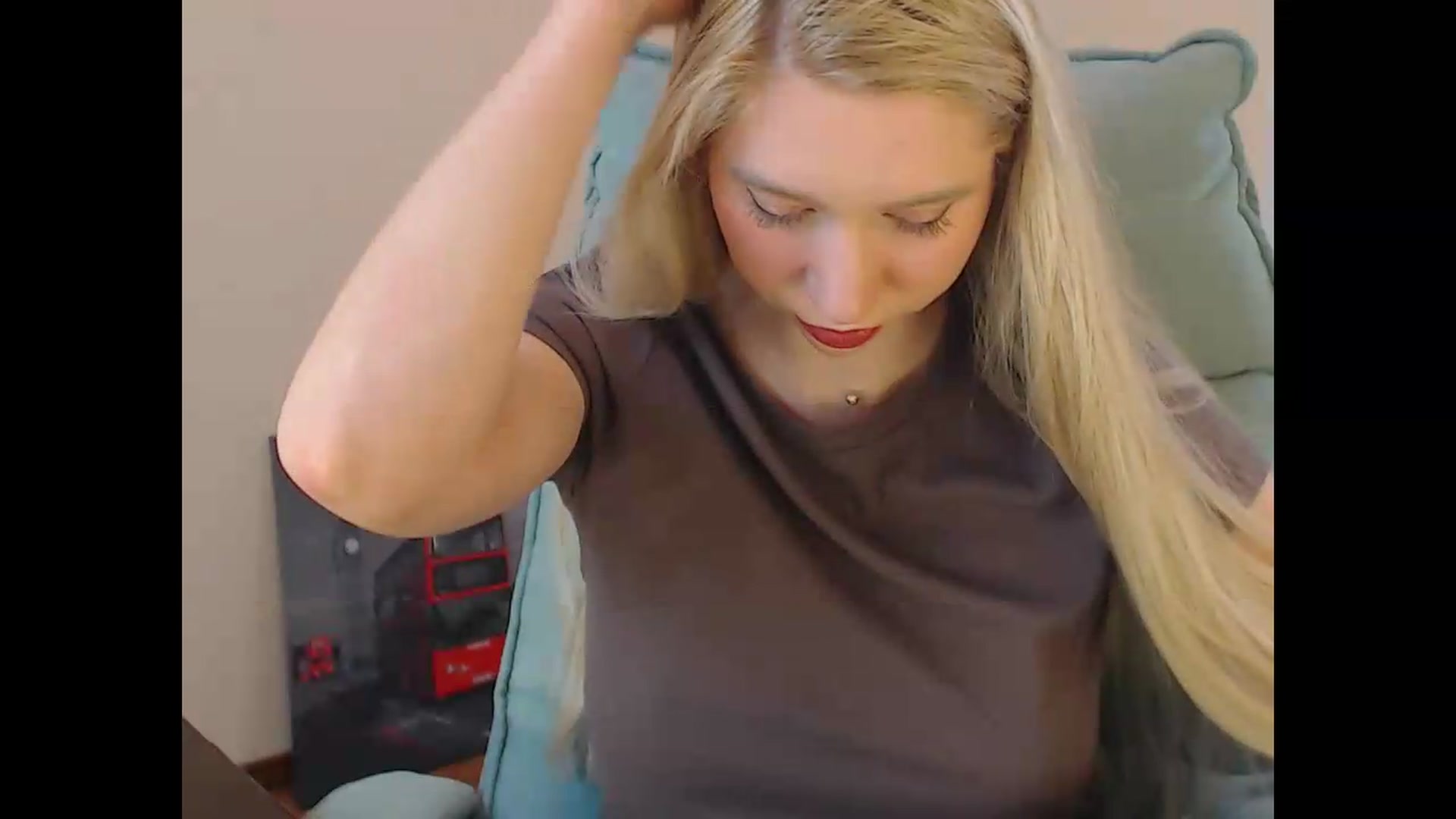 Gallery image thumbnail from Miss_Sylvia's myfreecams stream on, 06/16/2026, 18:22 image 4 of 20