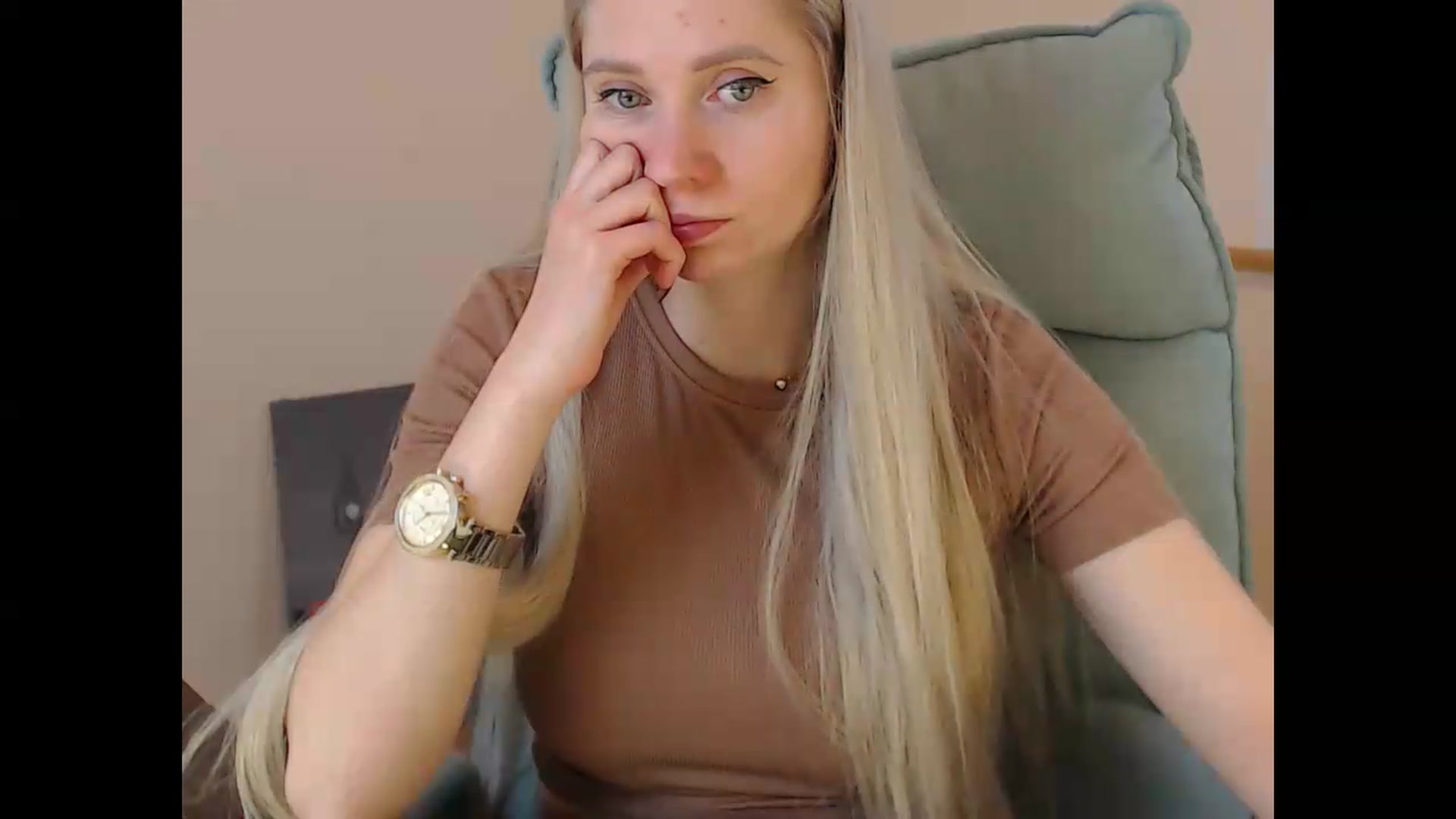 Gallery image thumbnail from Miss_Sylvia's myfreecams stream on, 06/18/2026, 18:49 image 7 of 20