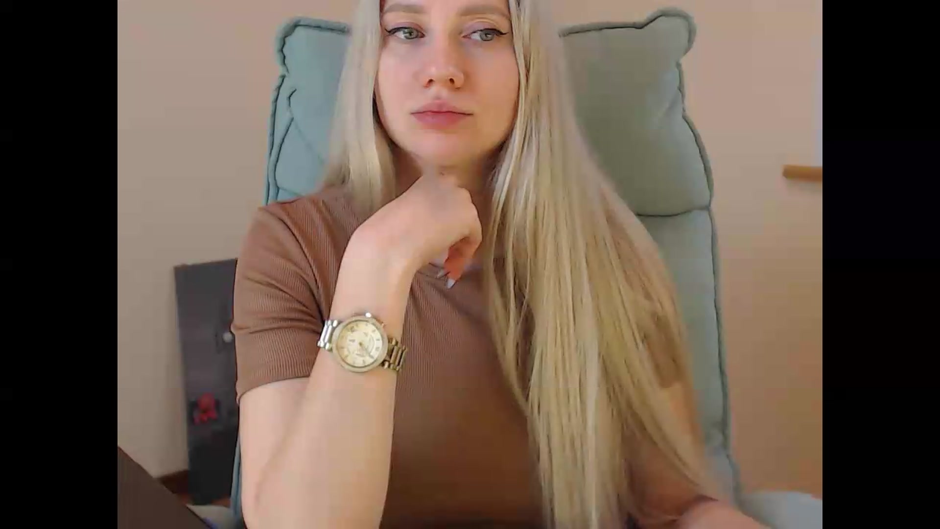 Gallery image thumbnail from Miss_Sylvia's myfreecams stream on, 06/18/2026, 20:01 image 8 of 20