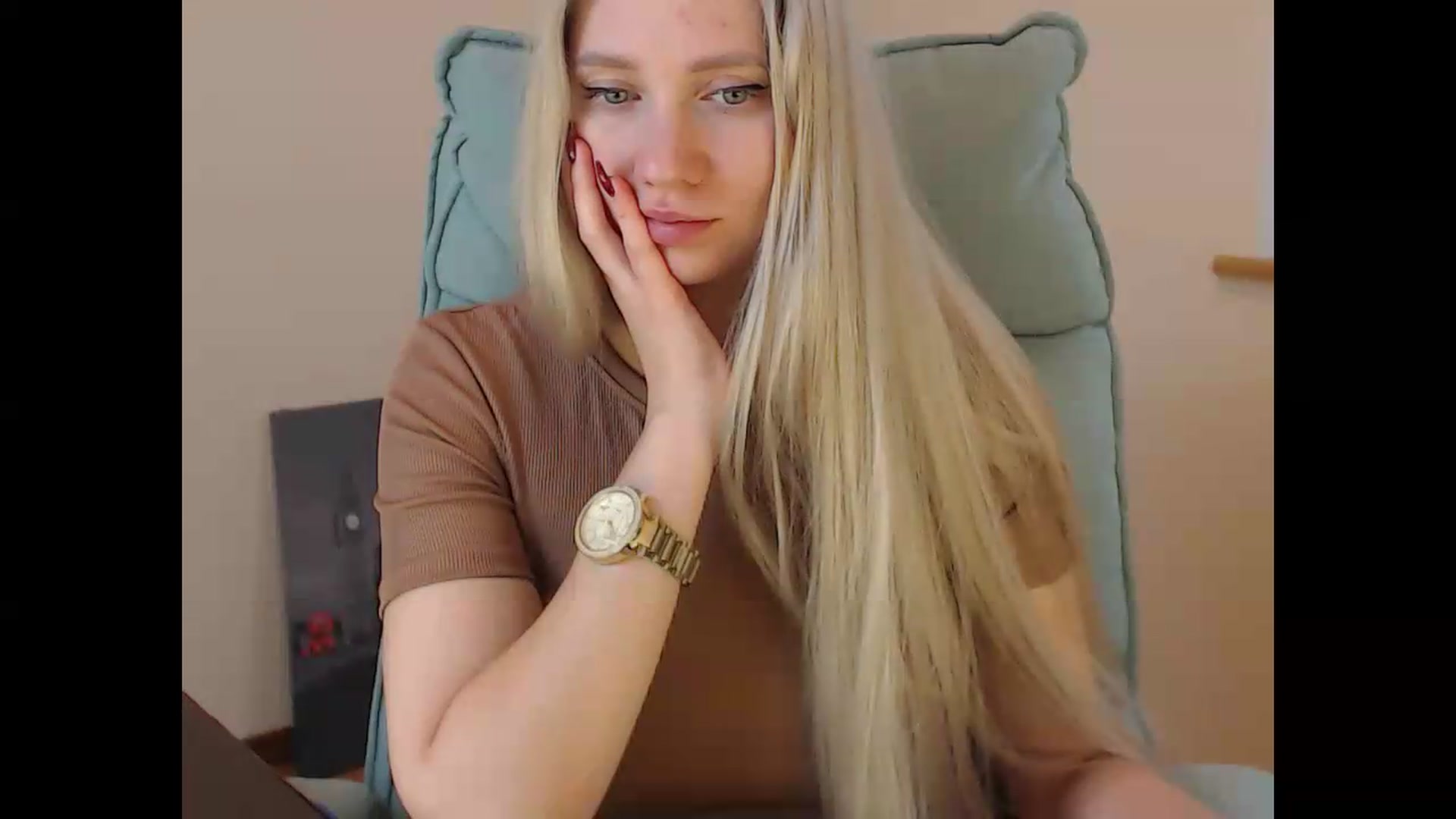 Gallery image thumbnail from Miss_Sylvia's myfreecams stream on, 06/18/2026, 20:01 image 4 of 20