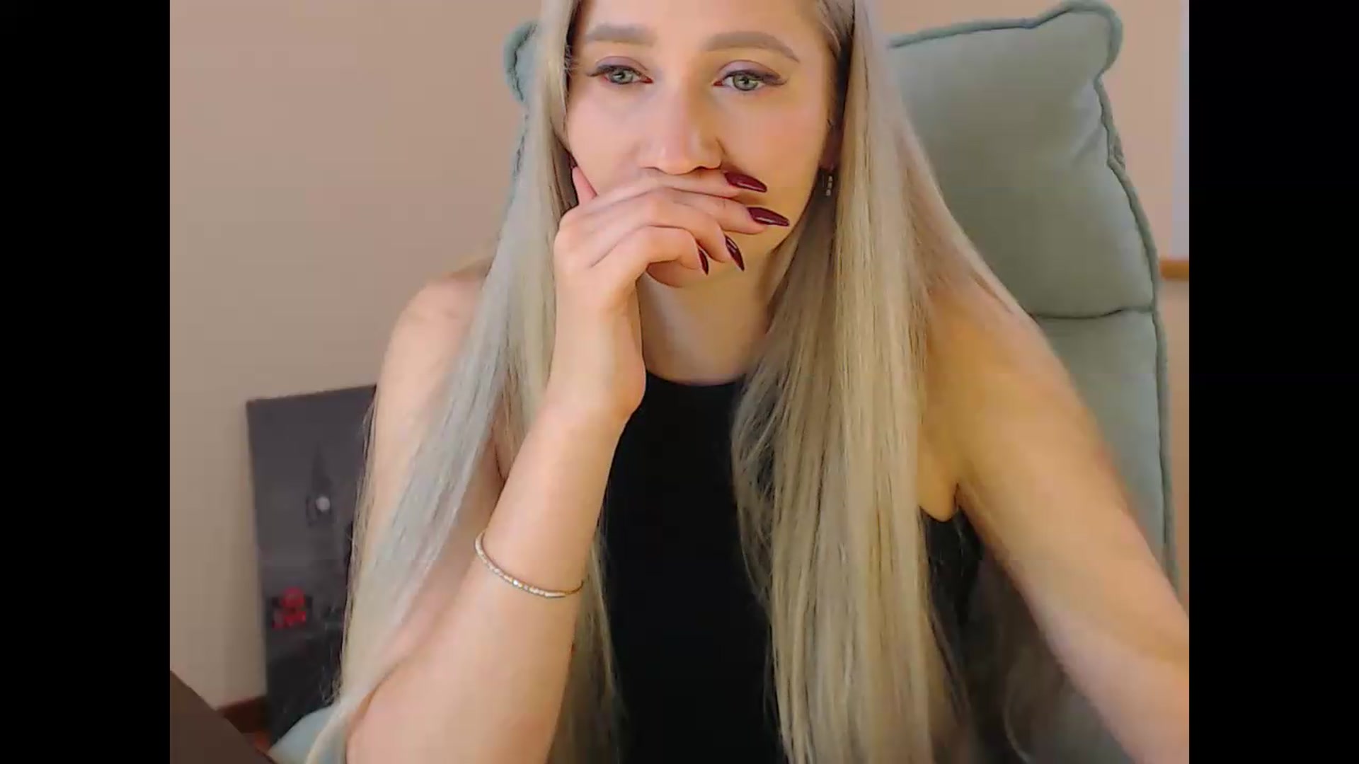 Gallery image thumbnail from Miss_Sylvia's myfreecams stream on, 06/22/2026, 16:48 image 4 of 20