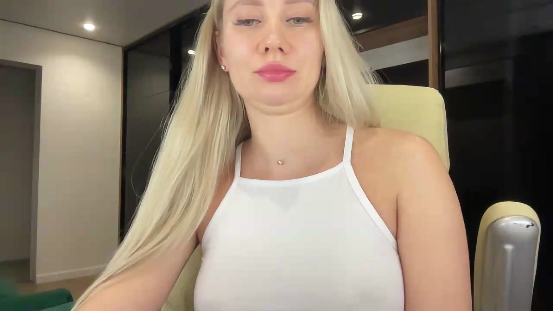 Gallery image thumbnail from Miss_Sylvia's myfreecams stream on, 07/03/2026, 20:37 image 11 of 20