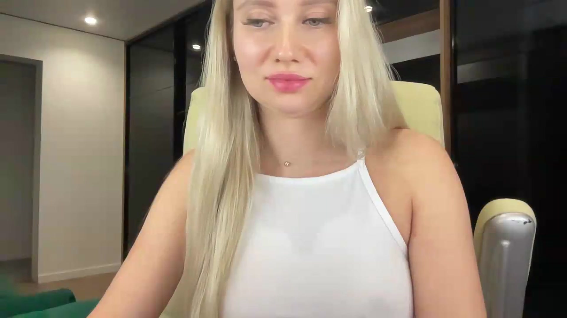 Gallery image thumbnail from Miss_Sylvia's myfreecams stream on, 07/03/2026, 20:37 image 18 of 20