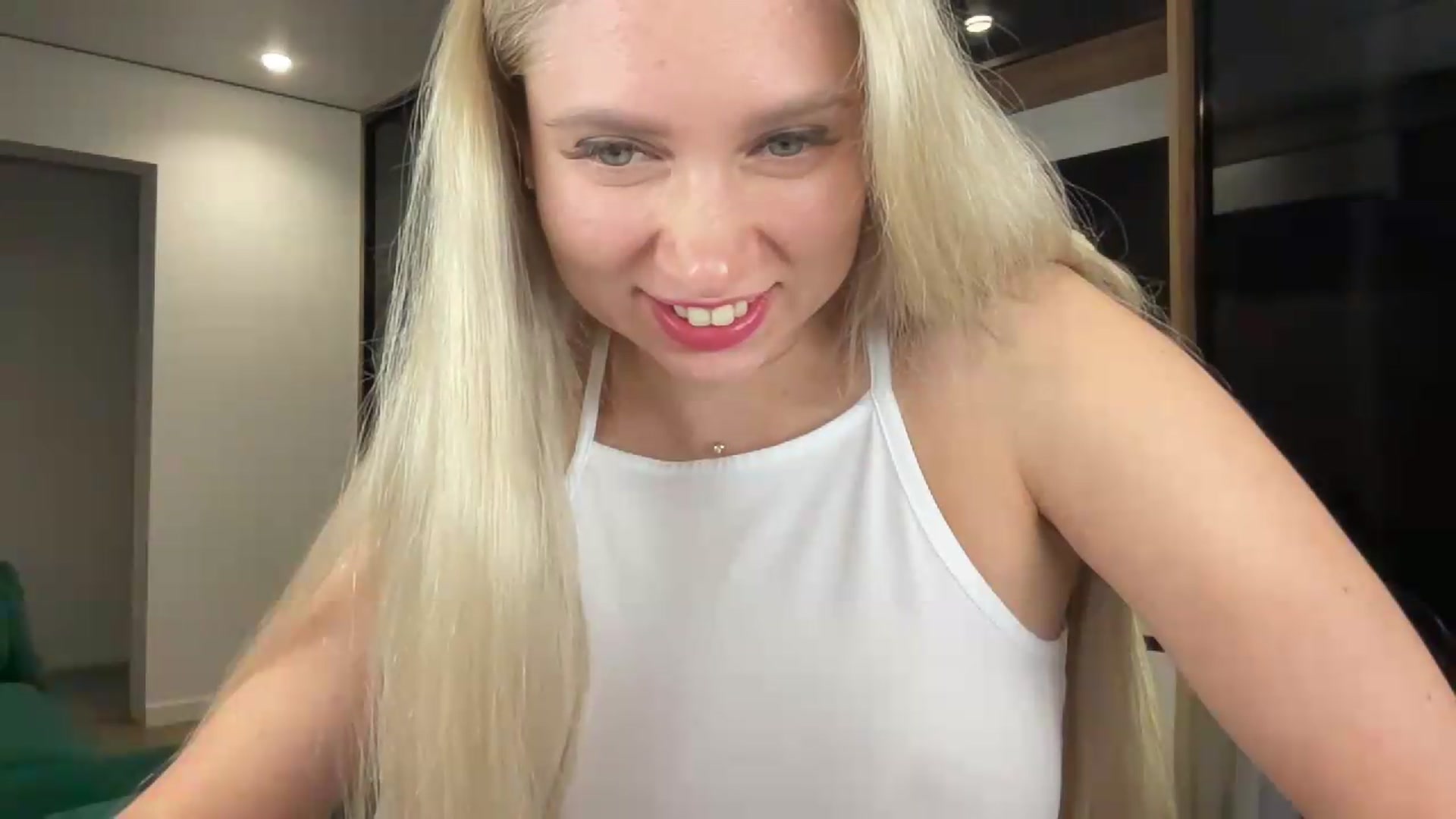 Gallery image thumbnail from Miss_Sylvia's myfreecams stream on, 07/03/2026, 20:37 image 3 of 20
