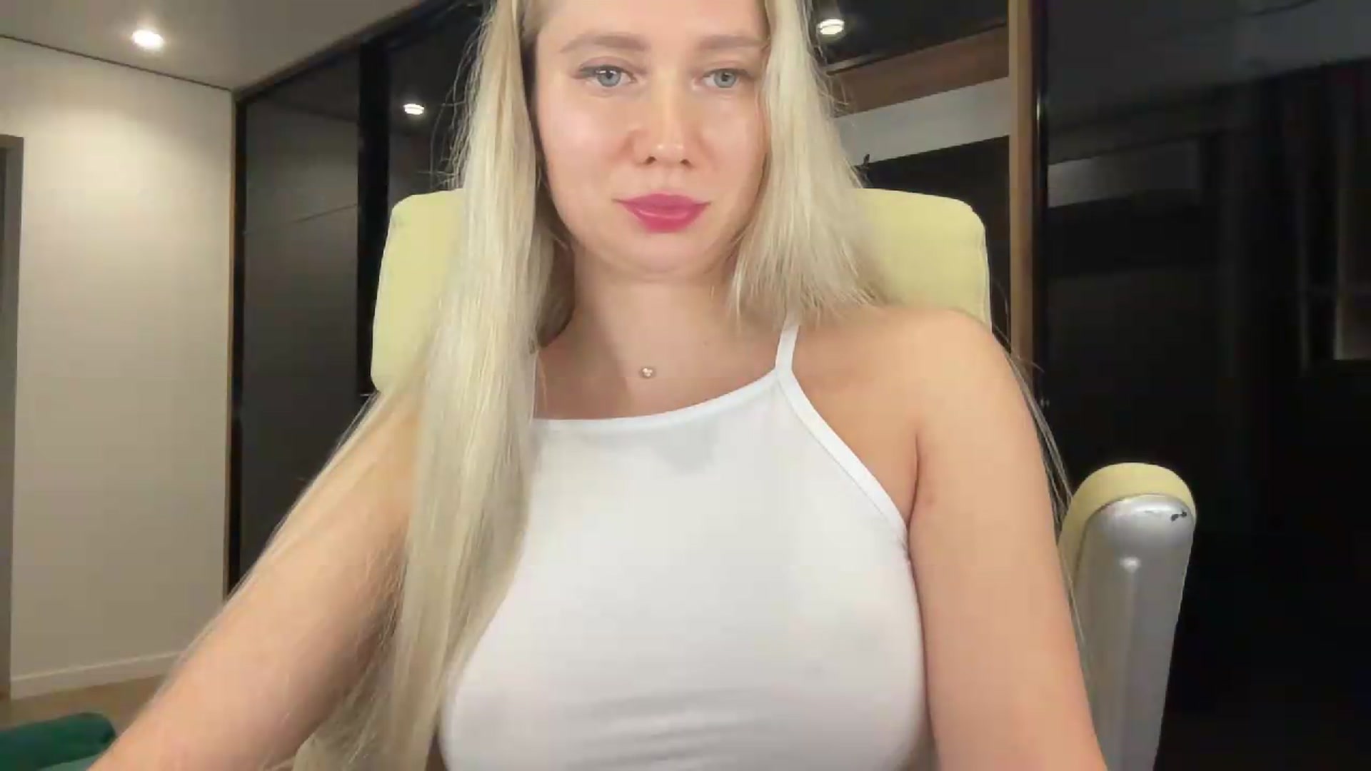 Gallery image thumbnail from Miss_Sylvia's myfreecams stream on, 07/03/2026, 21:20 image 17 of 20