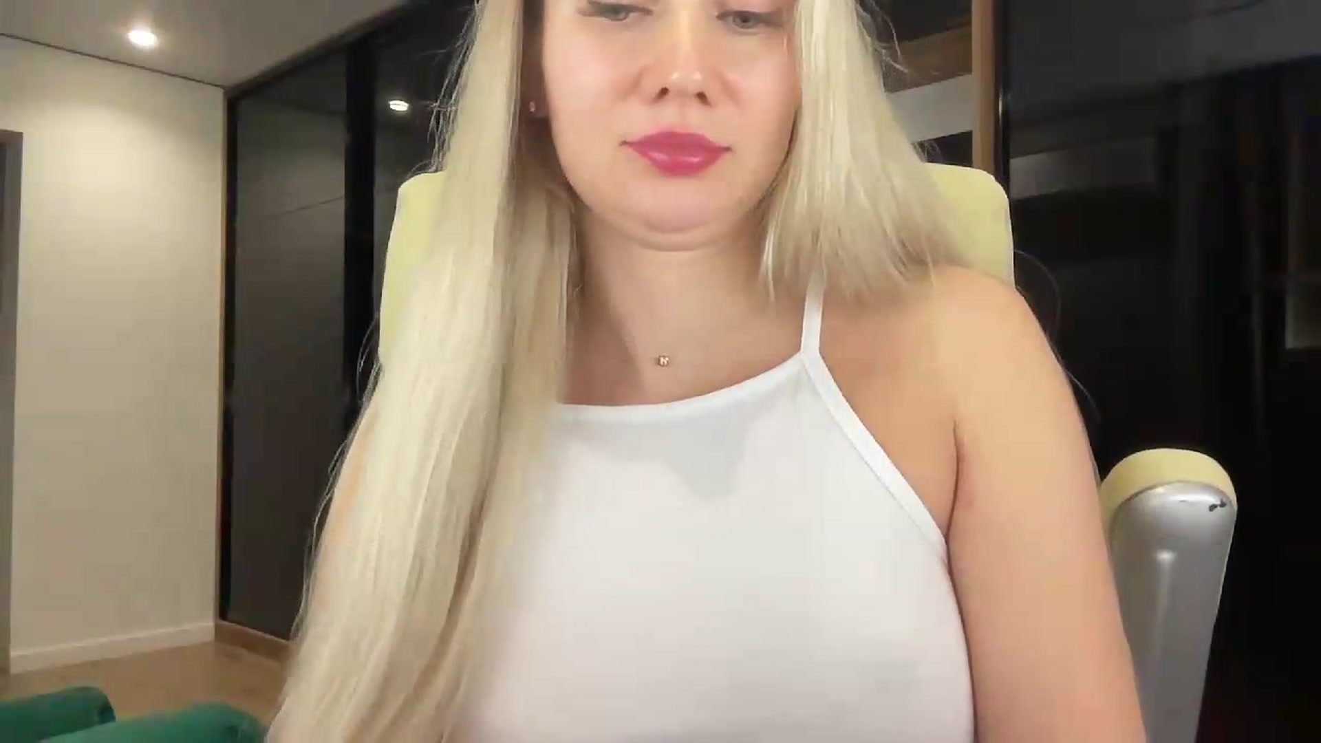 Gallery image thumbnail from Miss_Sylvia's myfreecams stream on, 07/03/2026, 21:20 image 18 of 20