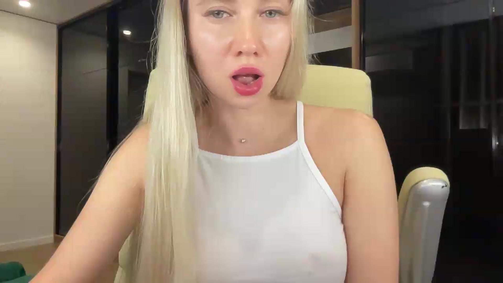 Gallery image thumbnail from Miss_Sylvia's myfreecams stream on, 07/03/2026, 22:33 image 7 of 20