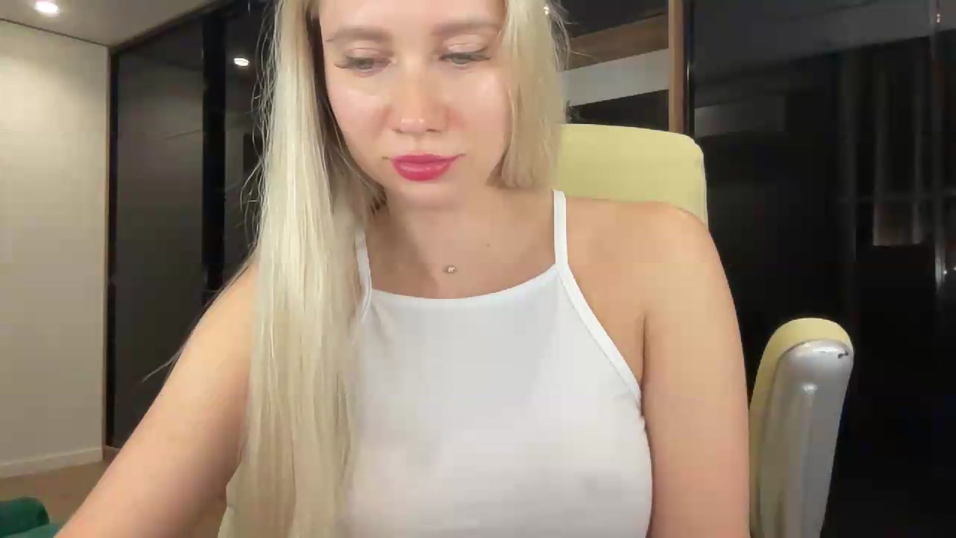 Gallery image thumbnail from Miss_Sylvia's myfreecams stream on, 07/03/2026, 22:33 image 6 of 20