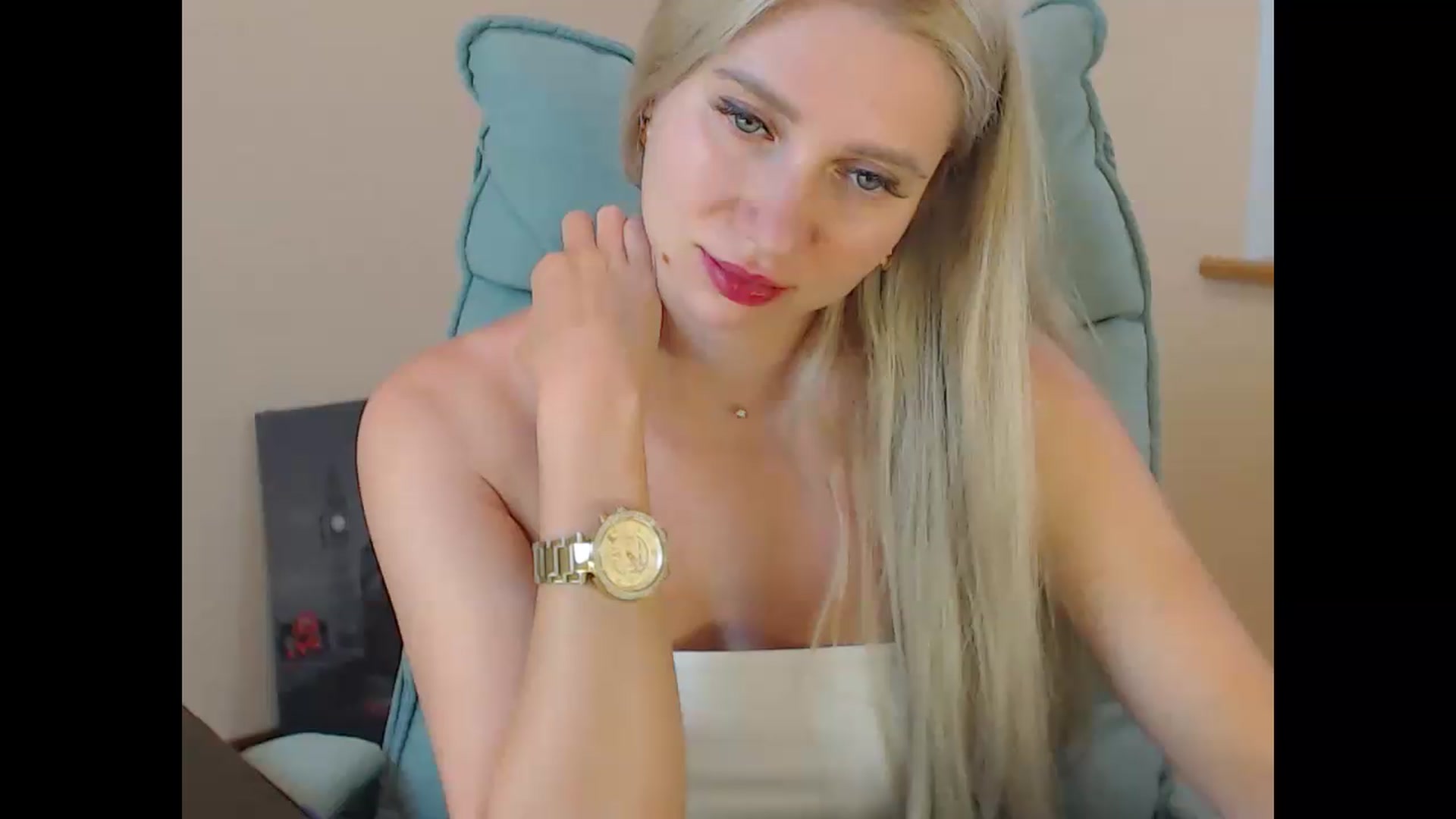 Gallery image thumbnail from Miss_Sylvia's myfreecams stream on, 07/05/2026, 20:28 image 11 of 20