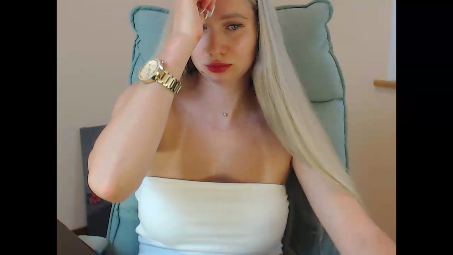 Gallery image thumbnail from Miss_Sylvia's myfreecams stream on, 07/05/2026, 20:28 image 3 of 20