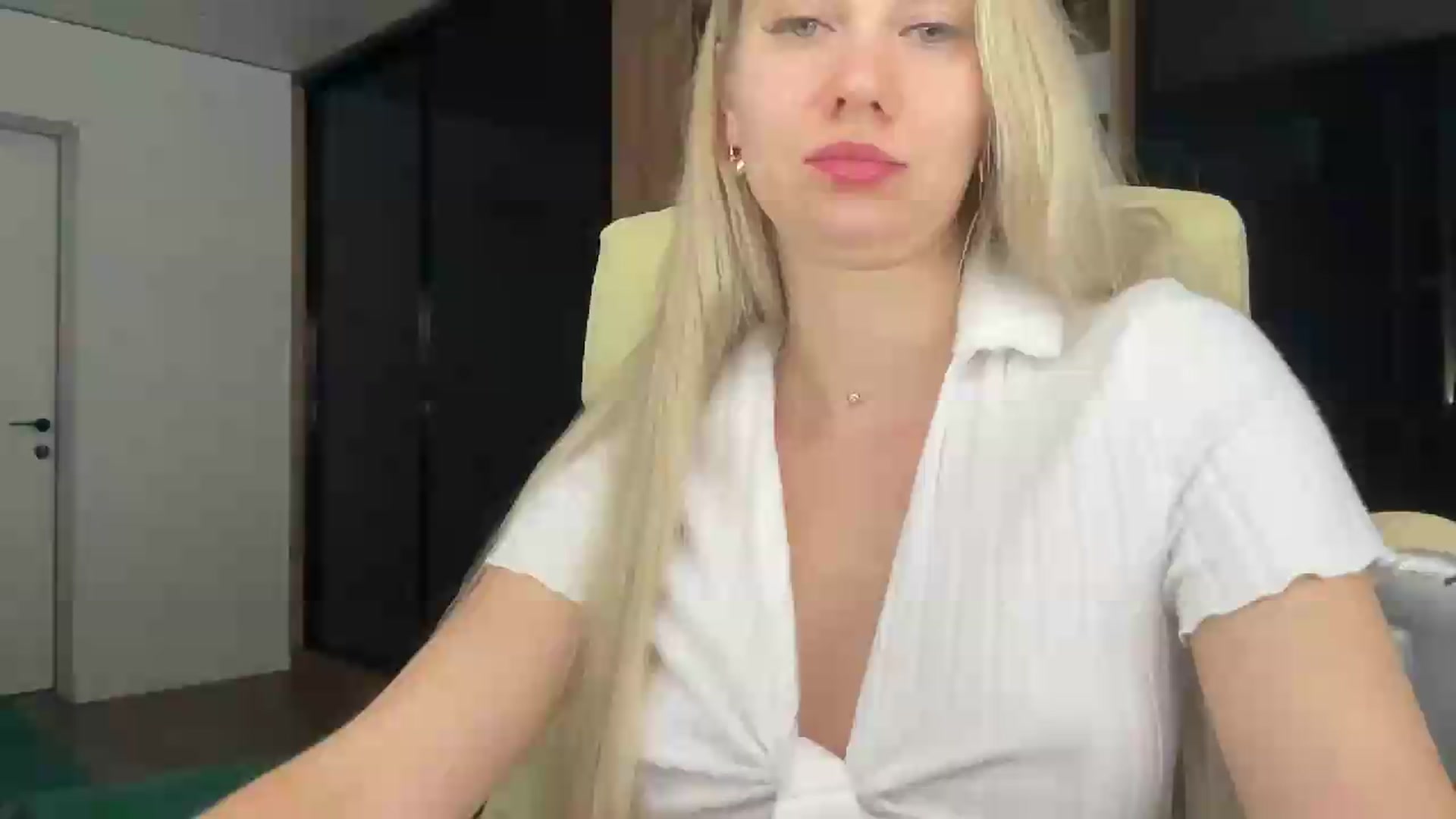 Gallery image thumbnail from Miss_Sylvia's myfreecams stream on, 07/12/2026, 20:31 image 14 of 20