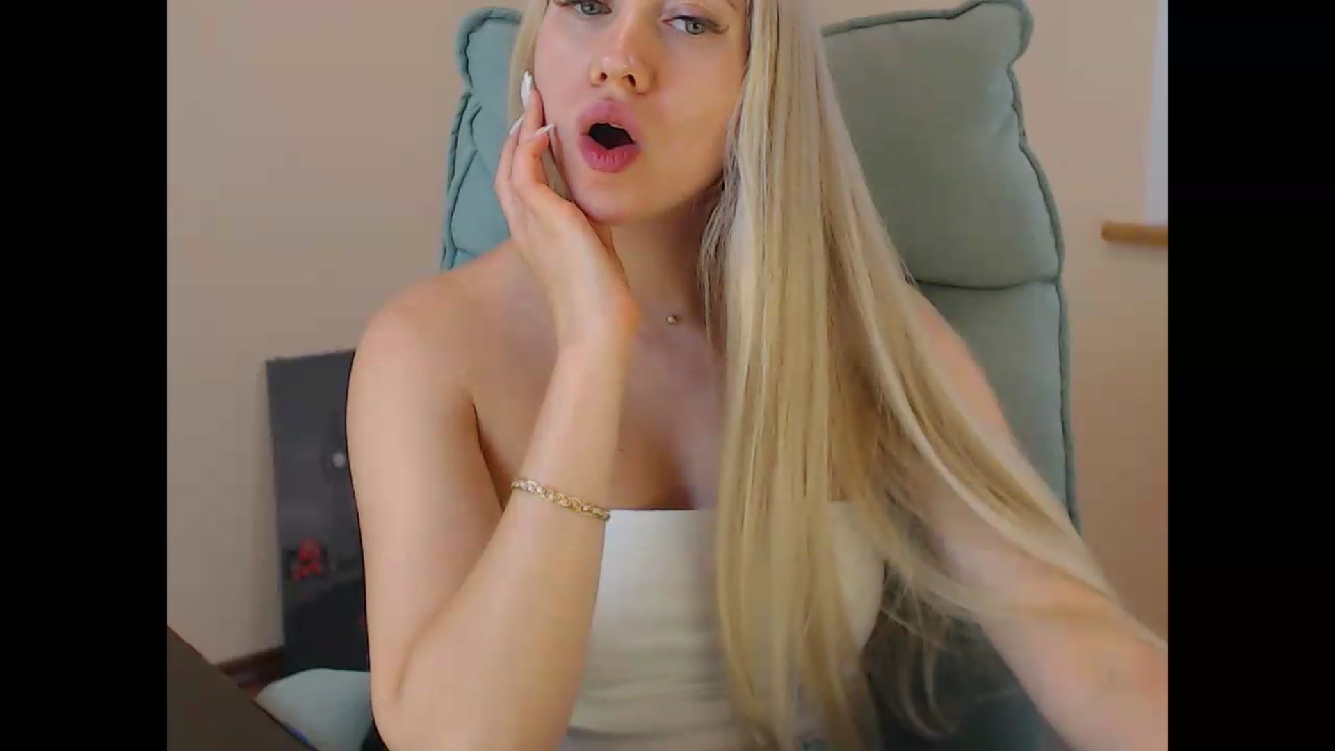 Gallery image thumbnail from Miss_Sylvia's myfreecams stream on, 07/13/2026, 20:02 image 5 of 20