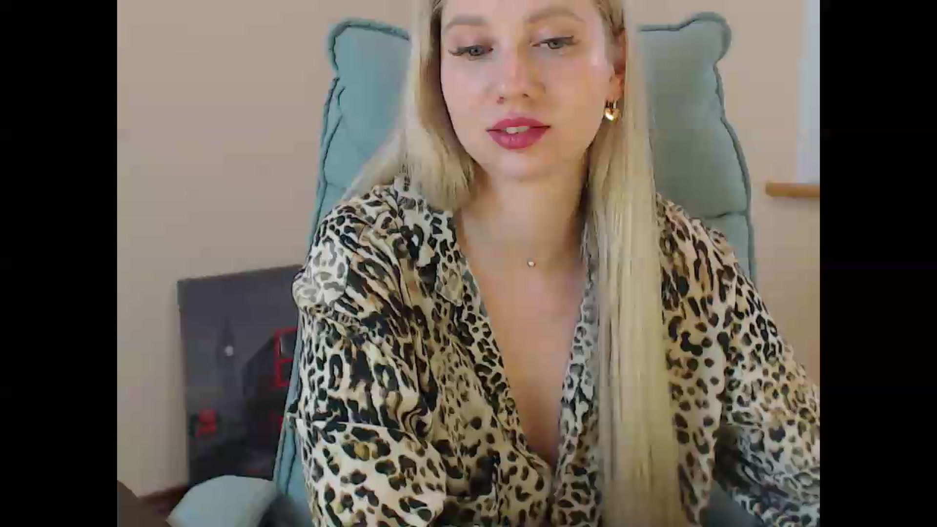 Gallery image thumbnail from Miss_Sylvia's myfreecams stream on, 07/14/2026, 17:35 image 8 of 20