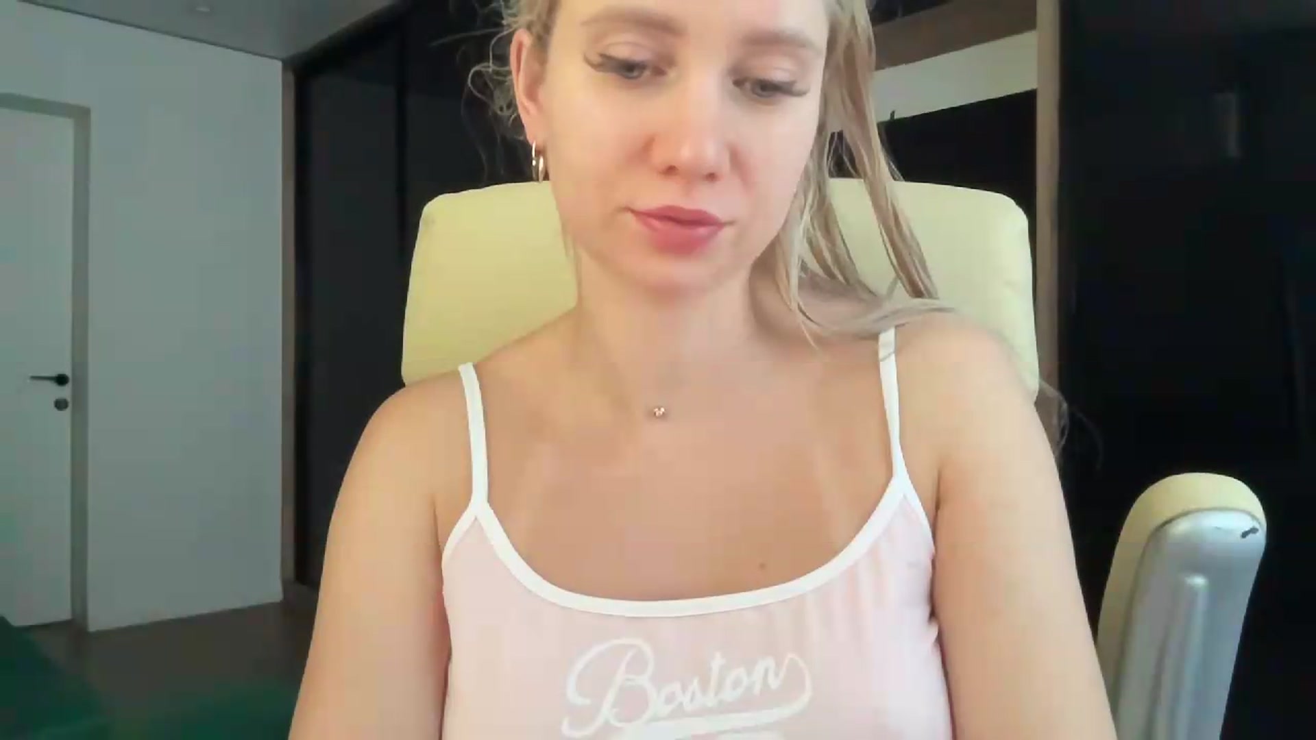 Gallery image thumbnail from Miss_Sylvia's myfreecams stream on, 07/15/2026, 15:28 image 10 of 20