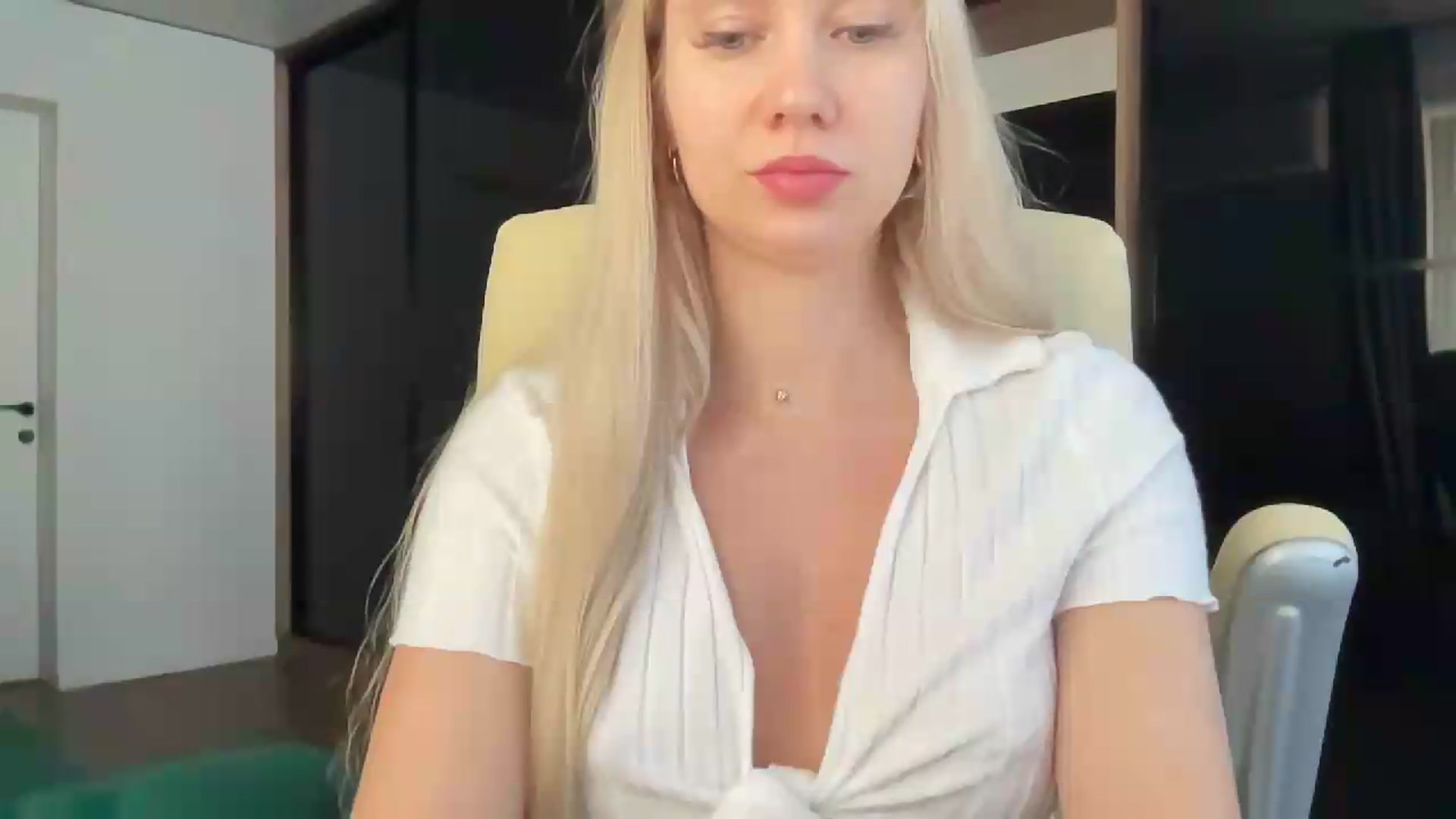 Gallery image thumbnail from Miss_Sylvia's myfreecams stream on, 07/18/2026, 15:45 image 3 of 20