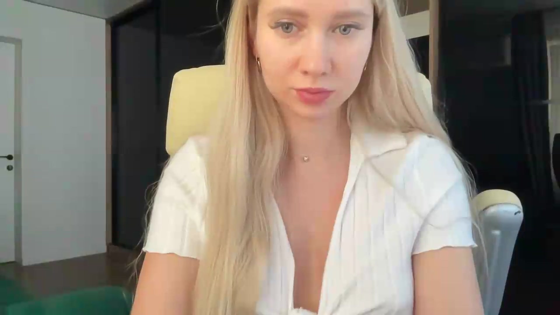 Gallery image thumbnail from Miss_Sylvia's myfreecams stream on, 07/18/2026, 15:45 image 8 of 20