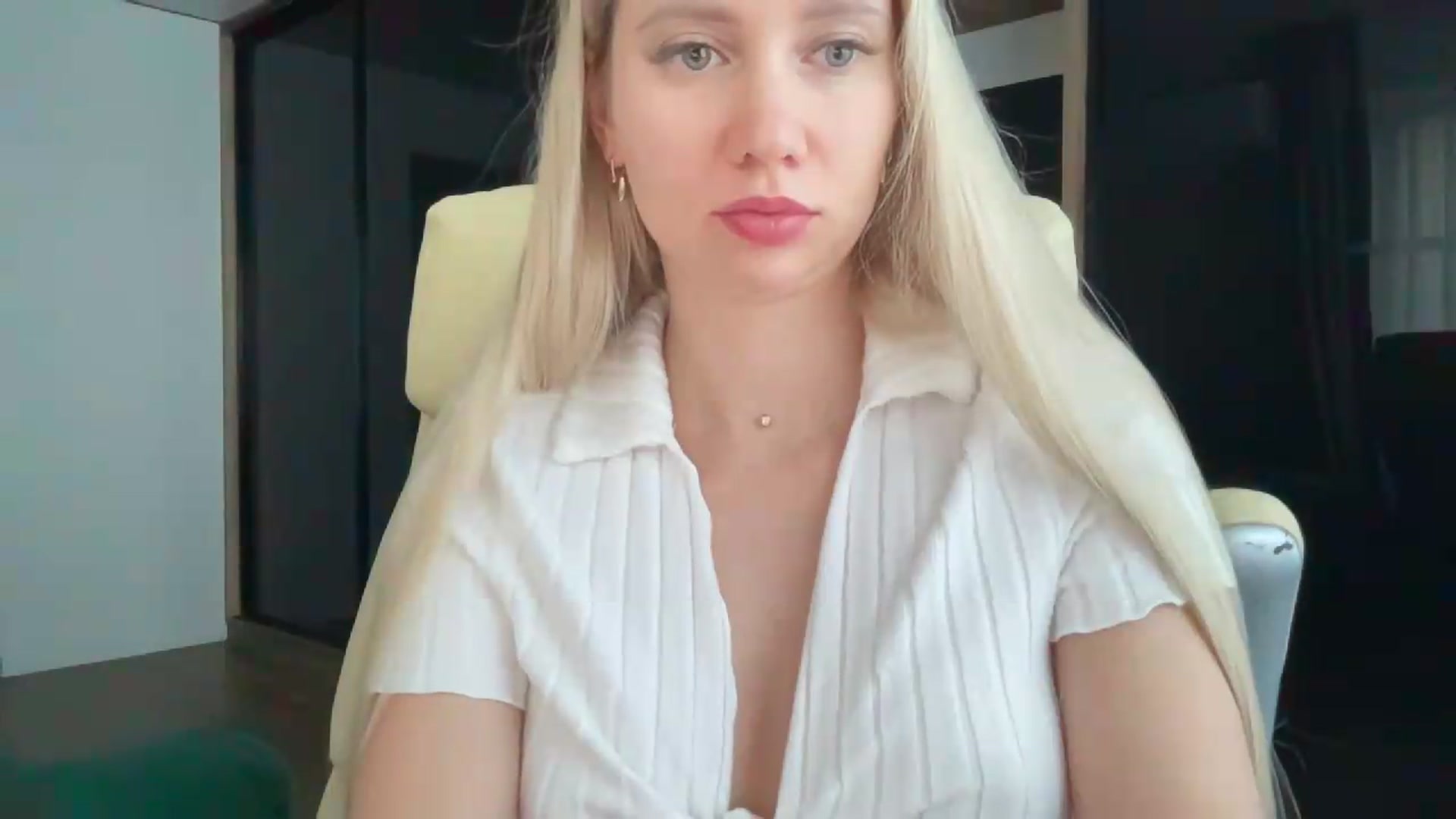 Gallery image thumbnail from Miss_Sylvia's myfreecams stream on, 07/18/2026, 17:38 image 12 of 20