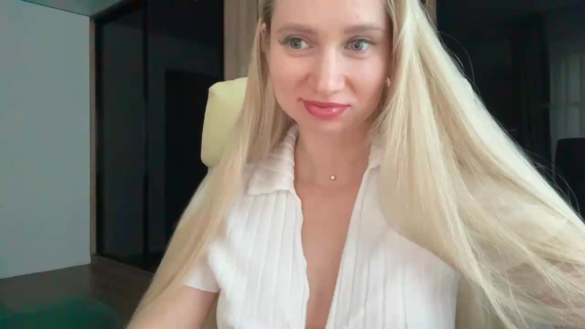 Gallery image thumbnail from Miss_Sylvia's myfreecams stream on, 07/18/2026, 17:38 image 16 of 20