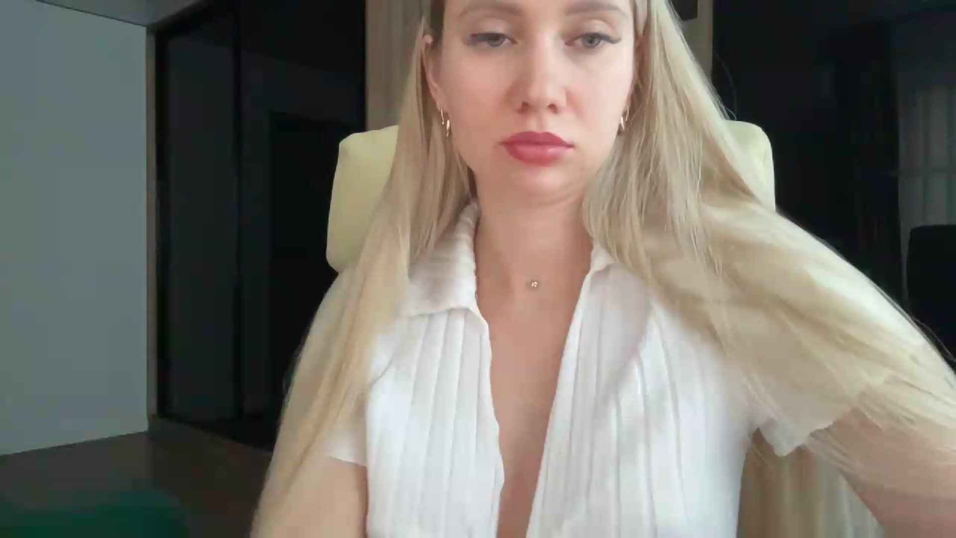 Gallery image thumbnail from Miss_Sylvia's myfreecams stream on, 07/18/2026, 17:38 image 15 of 20
