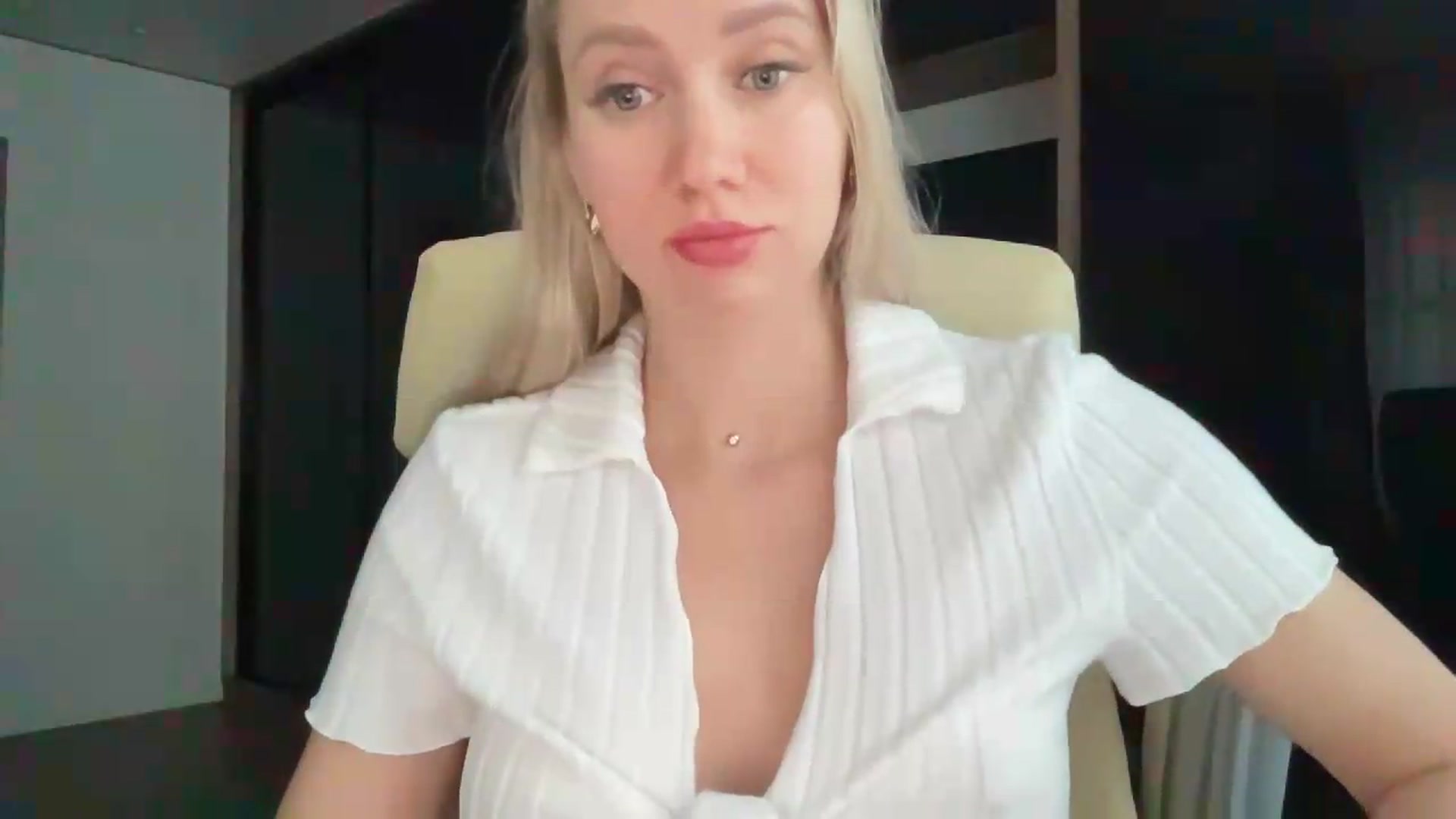 Gallery image thumbnail from Miss_Sylvia's myfreecams stream on, 07/18/2026, 17:59 image 5 of 20