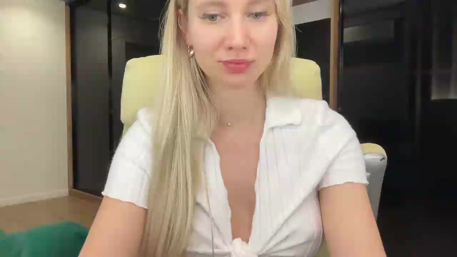 Gallery image thumbnail from Miss_Sylvia's myfreecams stream on, 07/18/2026, 20:22 image 14 of 20
