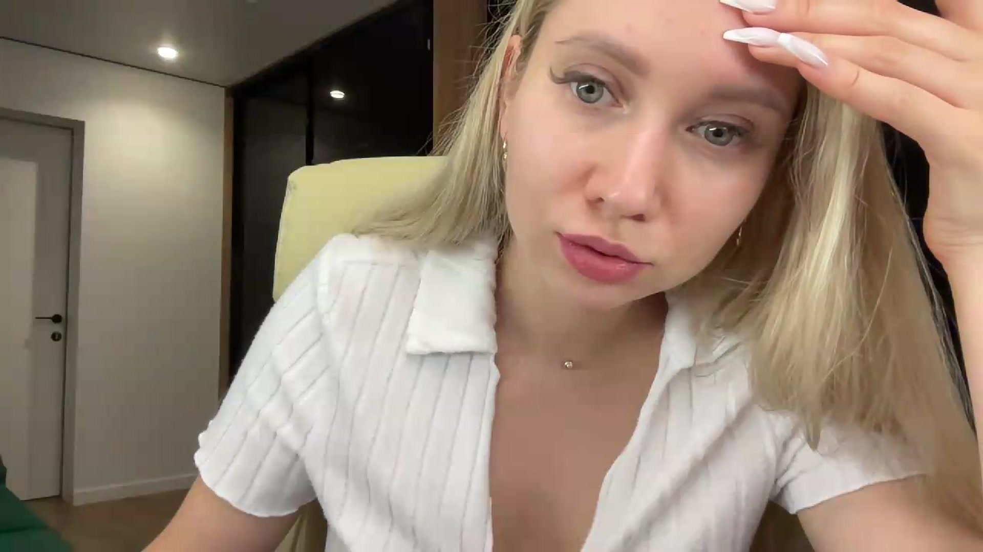 Gallery image thumbnail from Miss_Sylvia's myfreecams stream on, 07/18/2026, 21:05 image 2 of 20