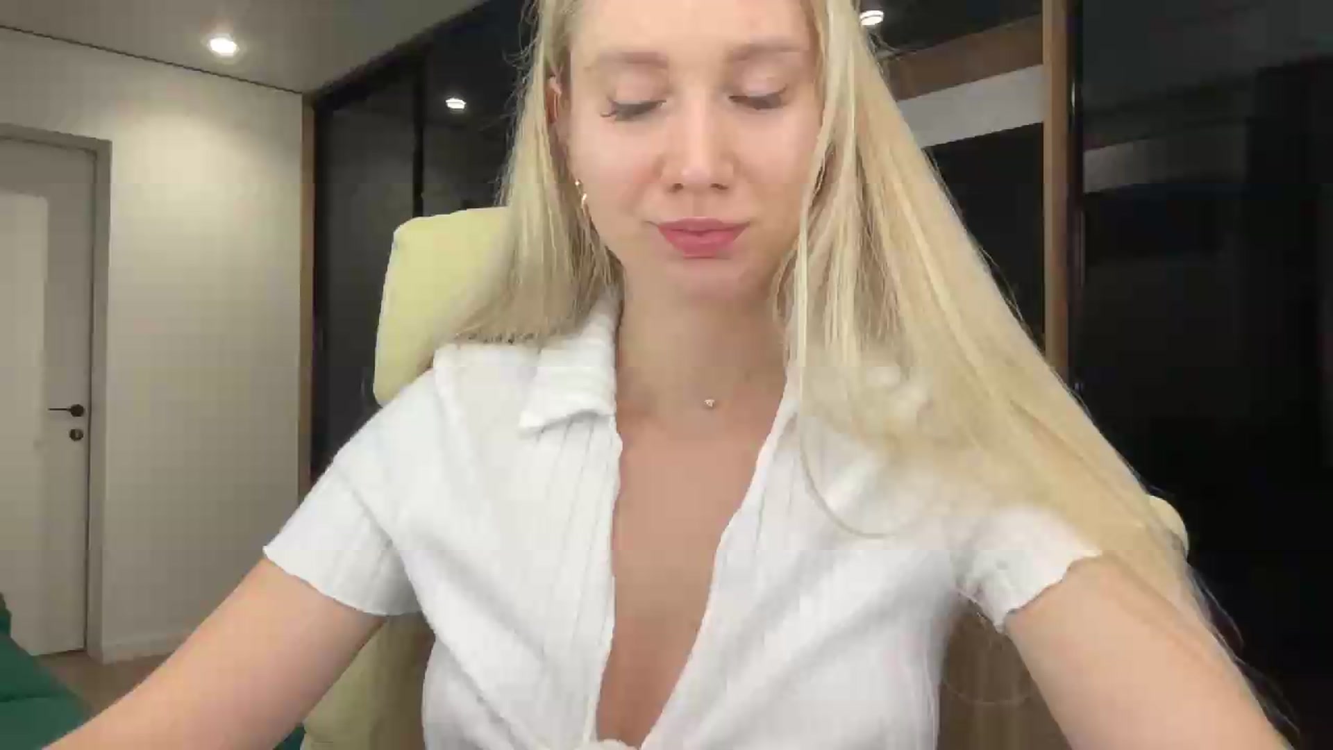 Gallery image thumbnail from Miss_Sylvia's myfreecams stream on, 07/18/2026, 21:05 image 7 of 20