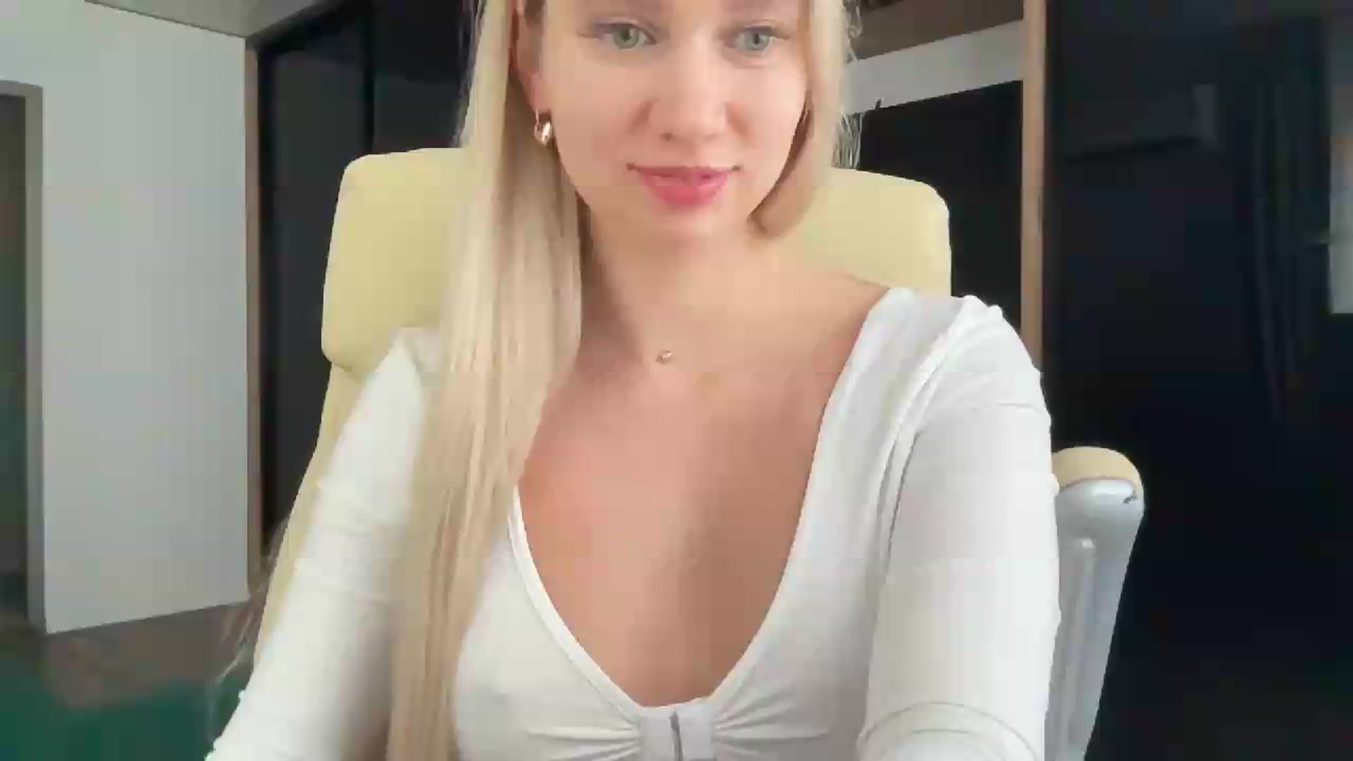Gallery image thumbnail from Miss_Sylvia's myfreecams stream on, 07/20/2026, 13:40 image 1 of 20
