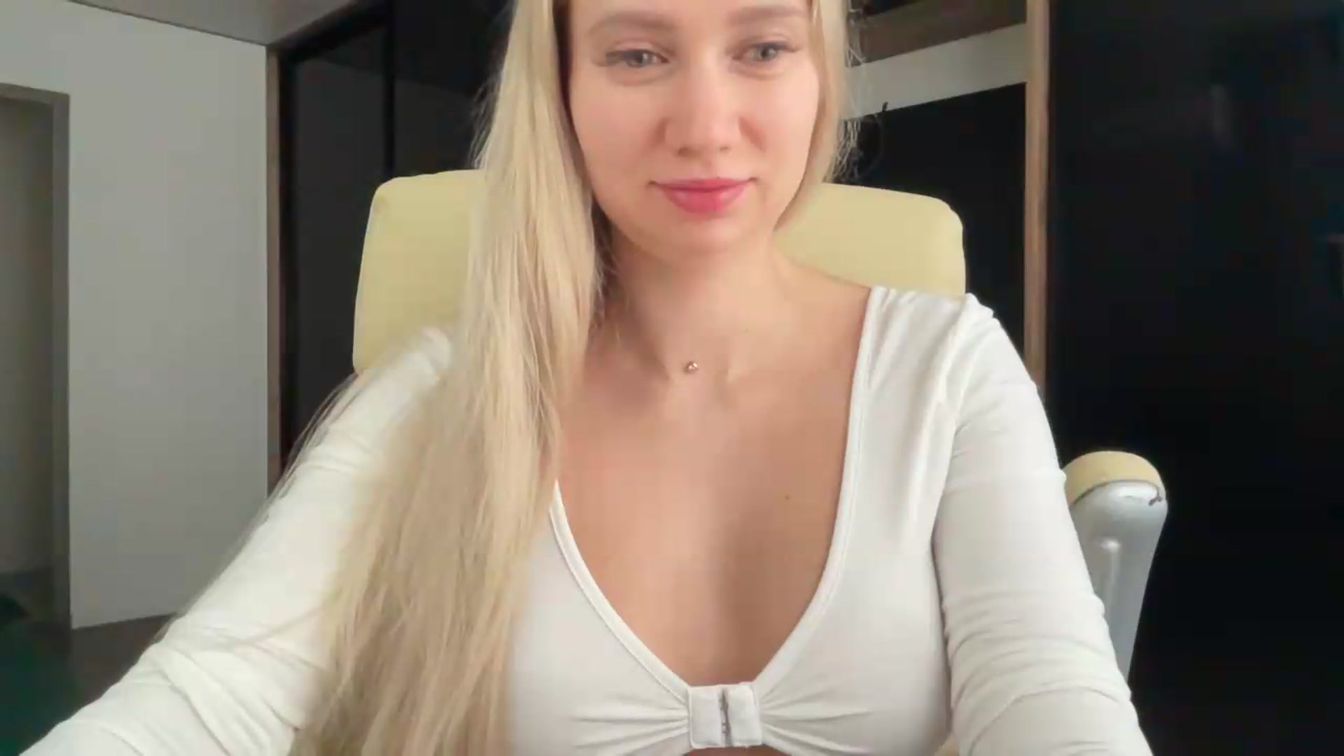 Gallery image thumbnail from Miss_Sylvia's myfreecams stream on, 07/20/2026, 16:12 image 8 of 20