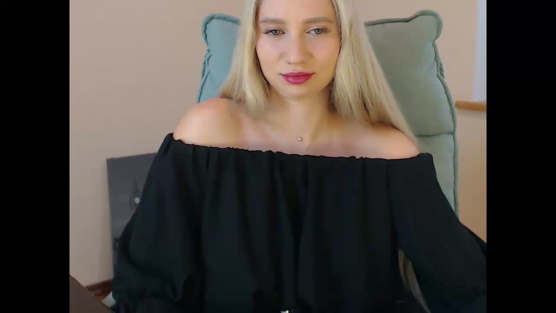 Gallery image thumbnail from Miss_Sylvia's myfreecams stream on, 07/22/2026, 20:19 image 7 of 20