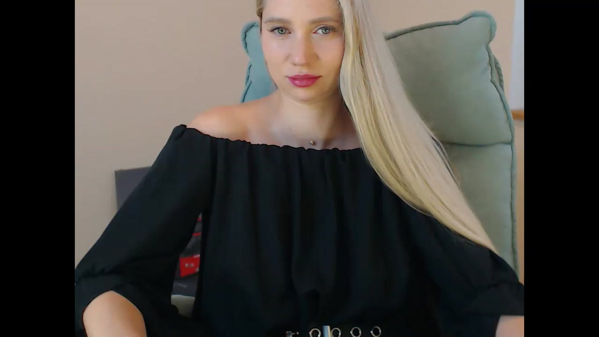 Gallery image thumbnail from Miss_Sylvia's myfreecams stream on, 07/22/2026, 20:19 image 15 of 20