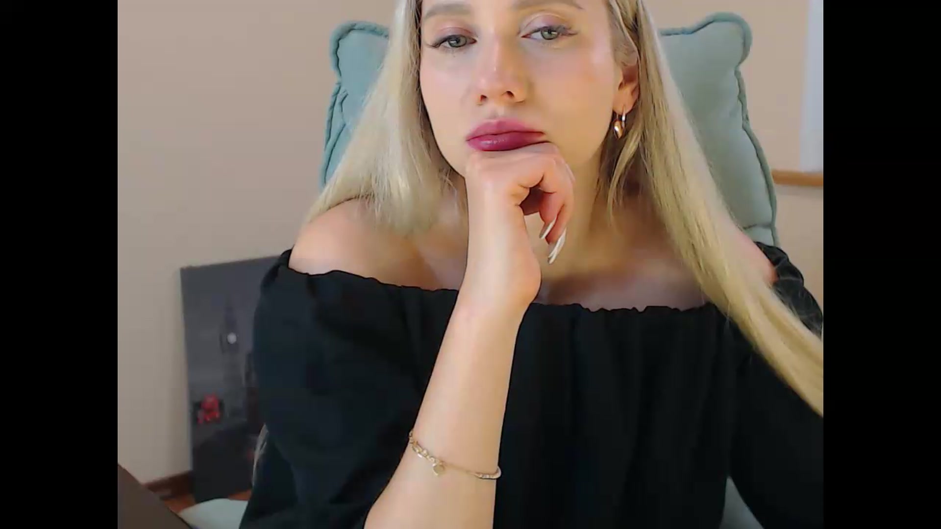 Gallery image thumbnail from Miss_Sylvia's myfreecams stream on, 07/22/2026, 20:19 image 13 of 20
