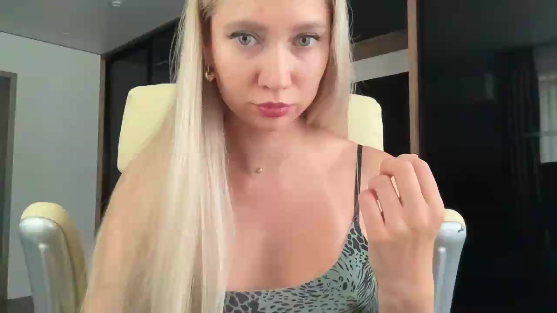 Gallery image thumbnail from Miss_Sylvia's myfreecams stream on, 08/19/2026, 16:34 image 1 of 20