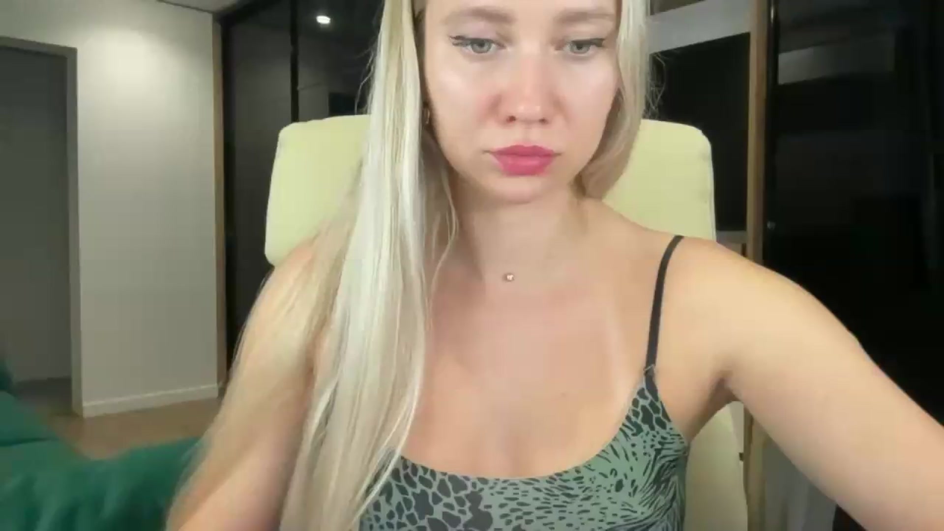 Gallery image thumbnail from Miss_Sylvia's myfreecams stream on, 08/19/2026, 23:32 image 10 of 20