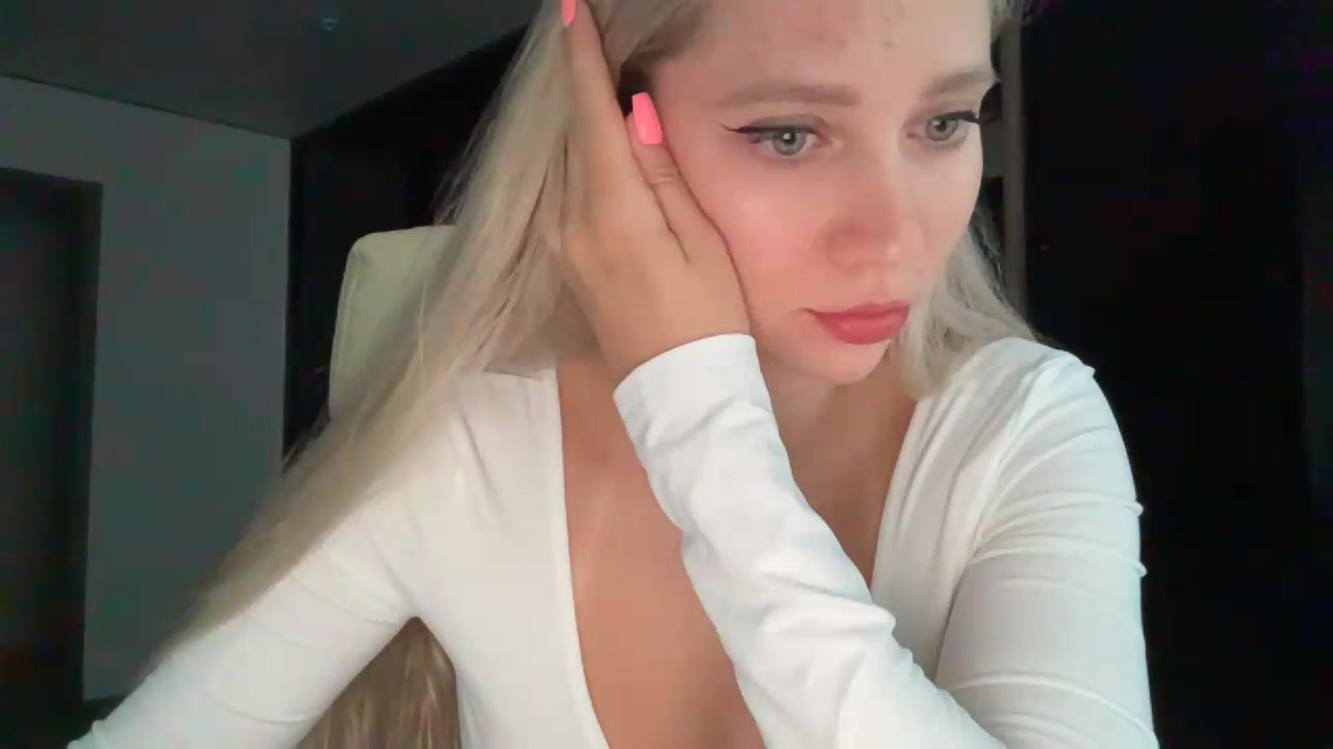 Gallery image thumbnail from Miss_Sylvia's myfreecams stream on, 08/21/2026, 17:24 image 7 of 20