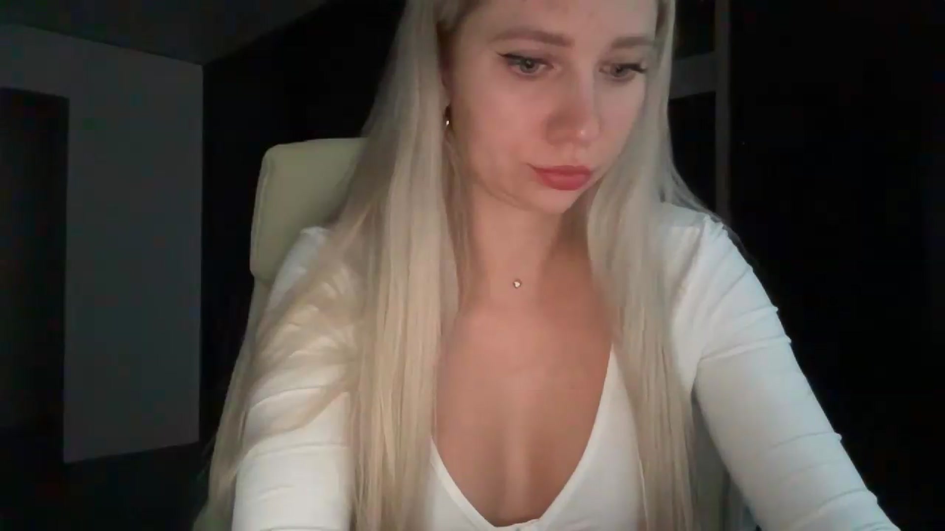 Gallery image thumbnail from Miss_Sylvia's myfreecams stream on, 08/21/2026, 17:24 image 12 of 20