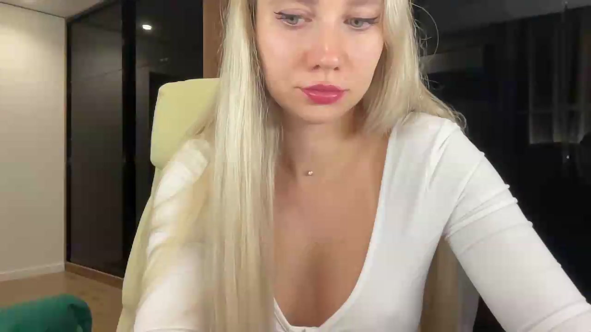 Gallery image thumbnail from Miss_Sylvia's myfreecams stream on, 08/21/2026, 19:49 image 5 of 20