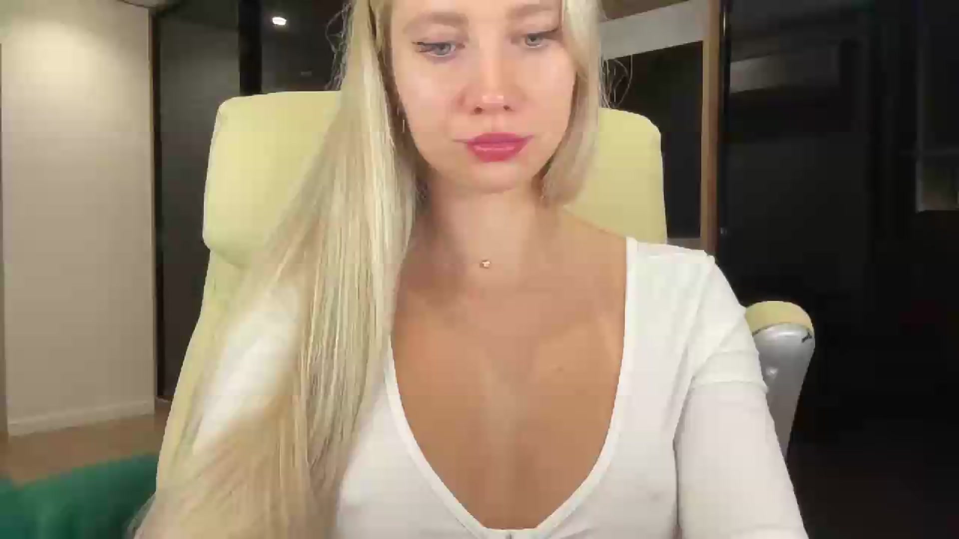 Gallery image thumbnail from Miss_Sylvia's myfreecams stream on, 08/21/2026, 19:49 image 9 of 20