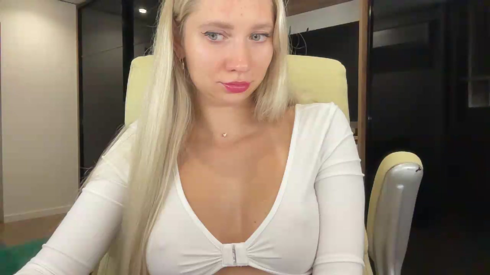 Gallery image thumbnail from Miss_Sylvia's myfreecams stream on, 08/21/2026, 19:49 image 7 of 20